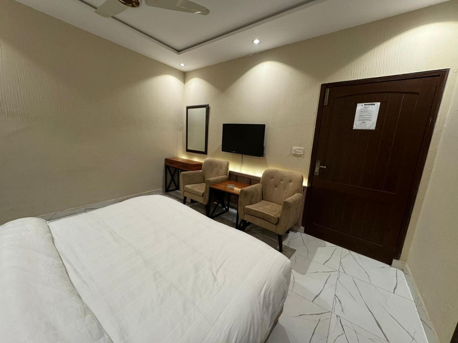 Deluxe Single Room photo 1