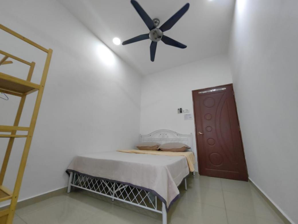 Small Double Room photo 3