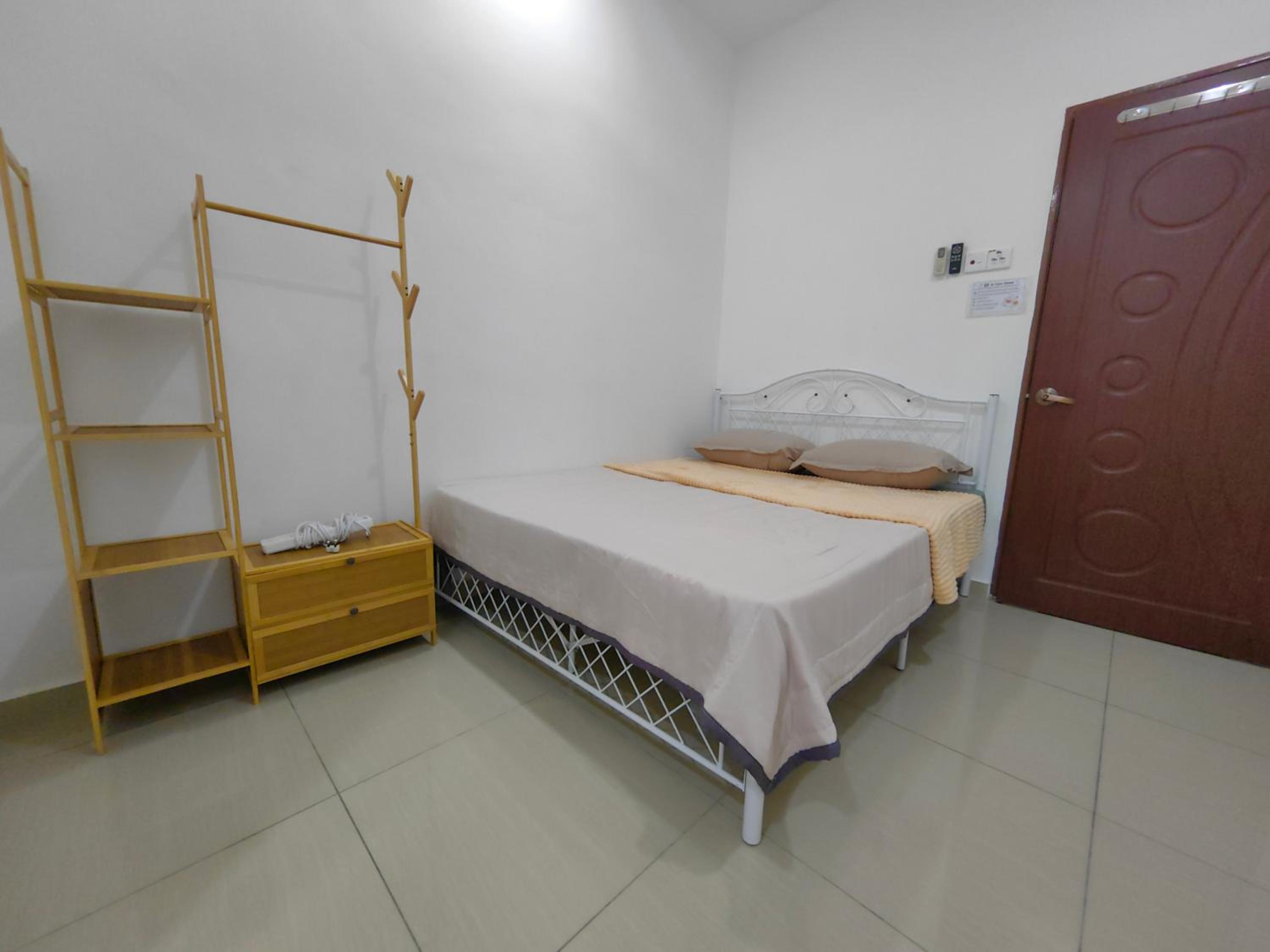 Small Double Room photo 1