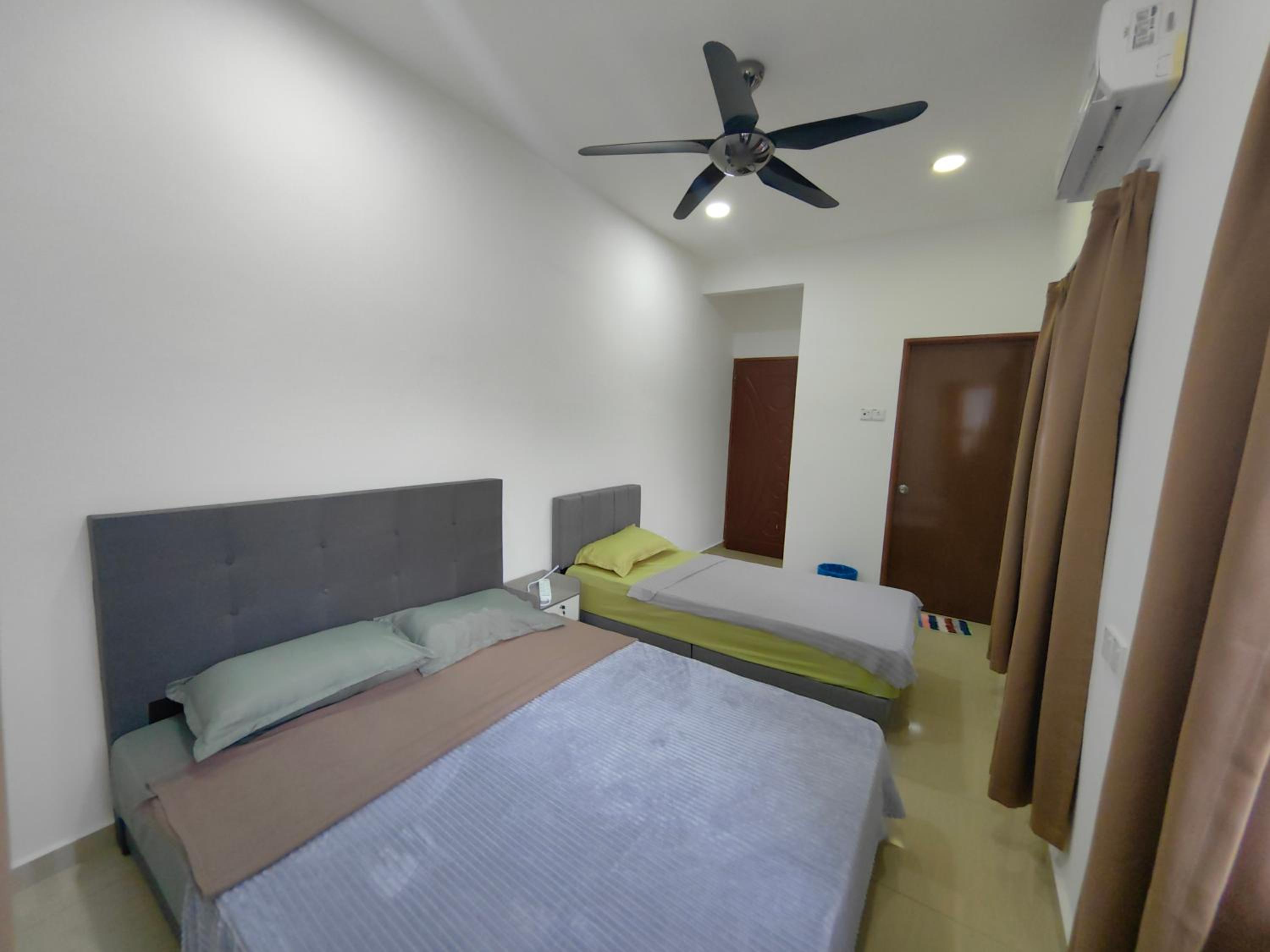 Triple Room With Bathroom photo 1