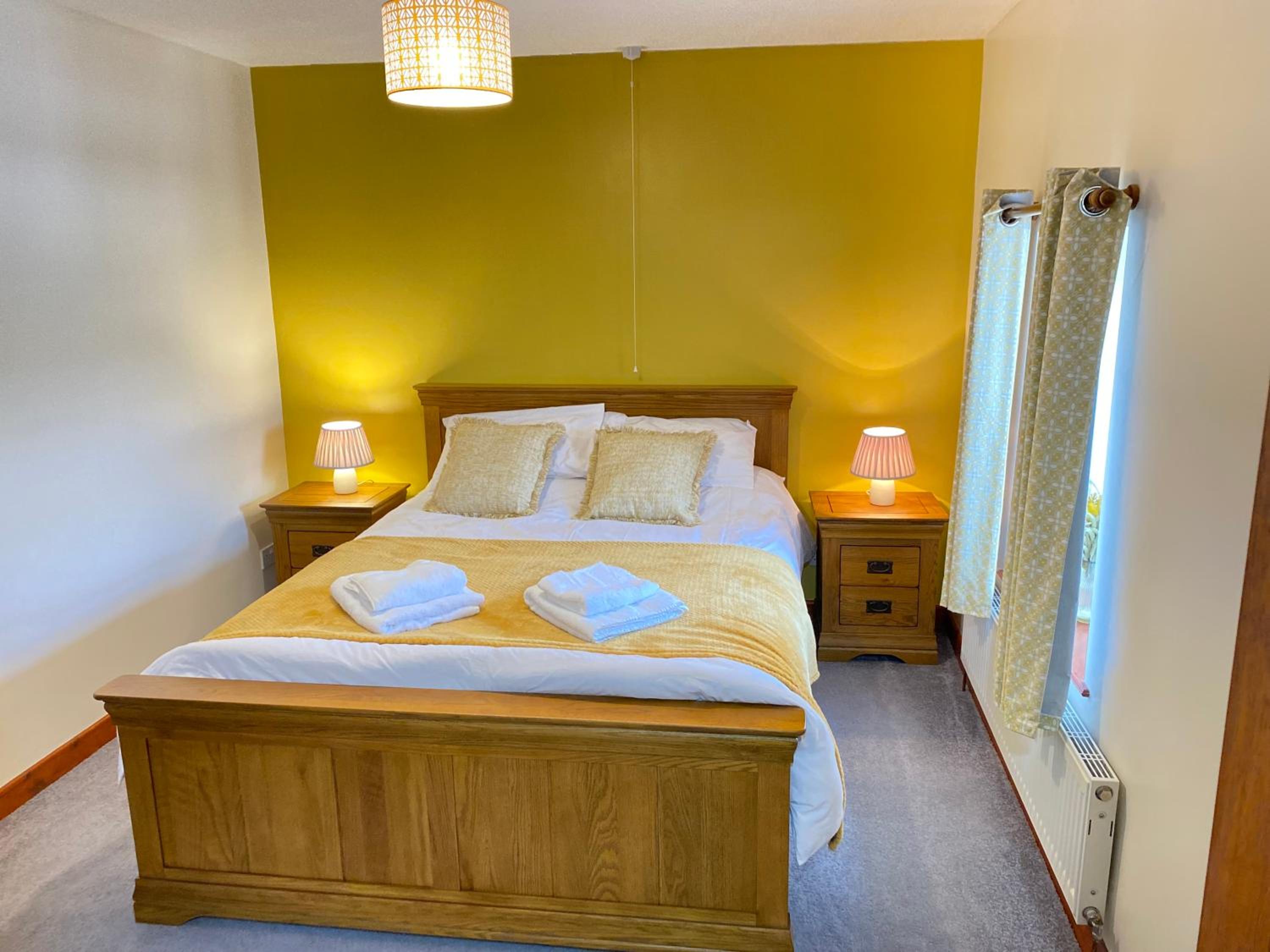 Seven-Bedroom House photo 2
