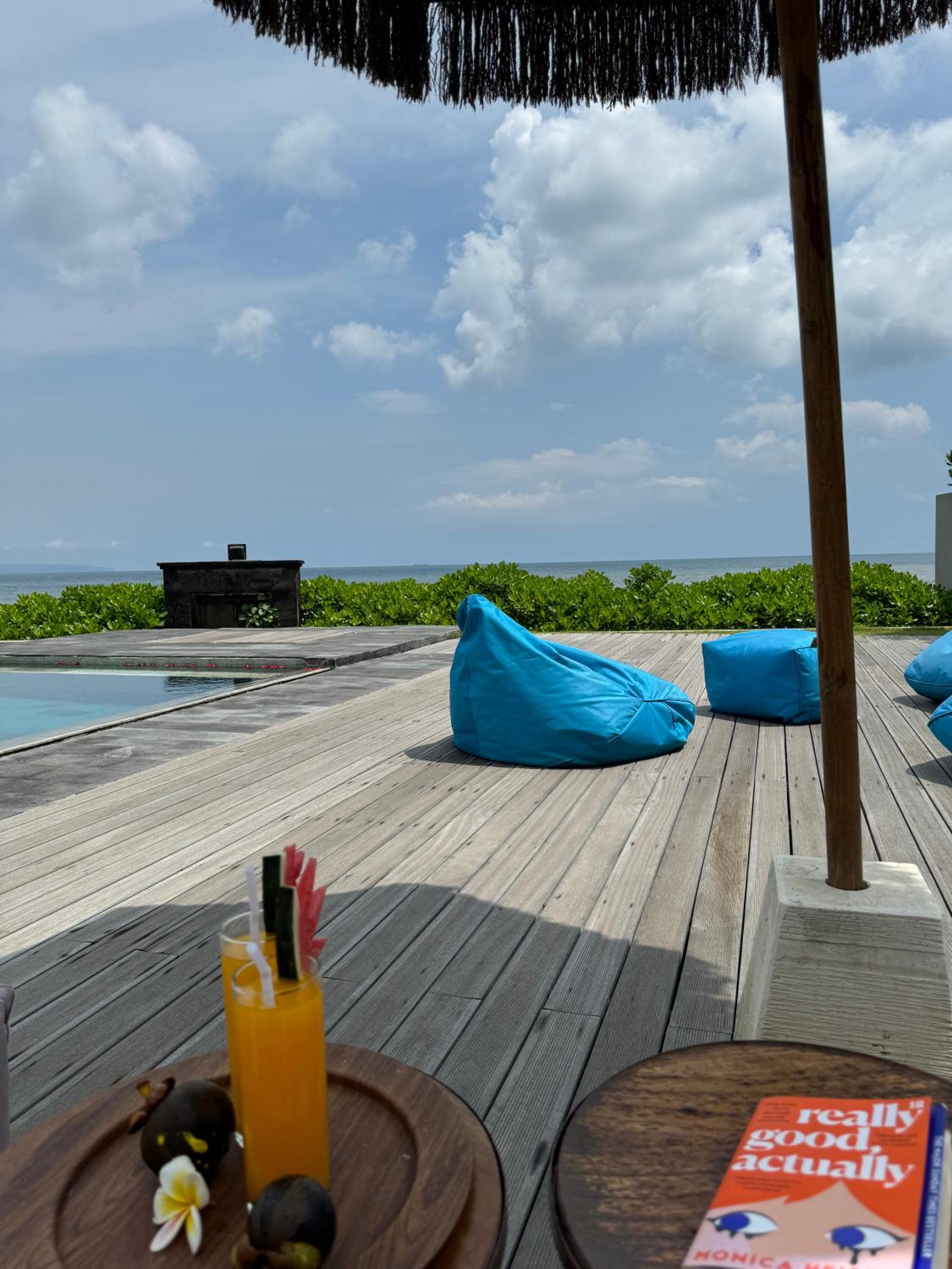 Three Bedroom Beach Front - Photo 3