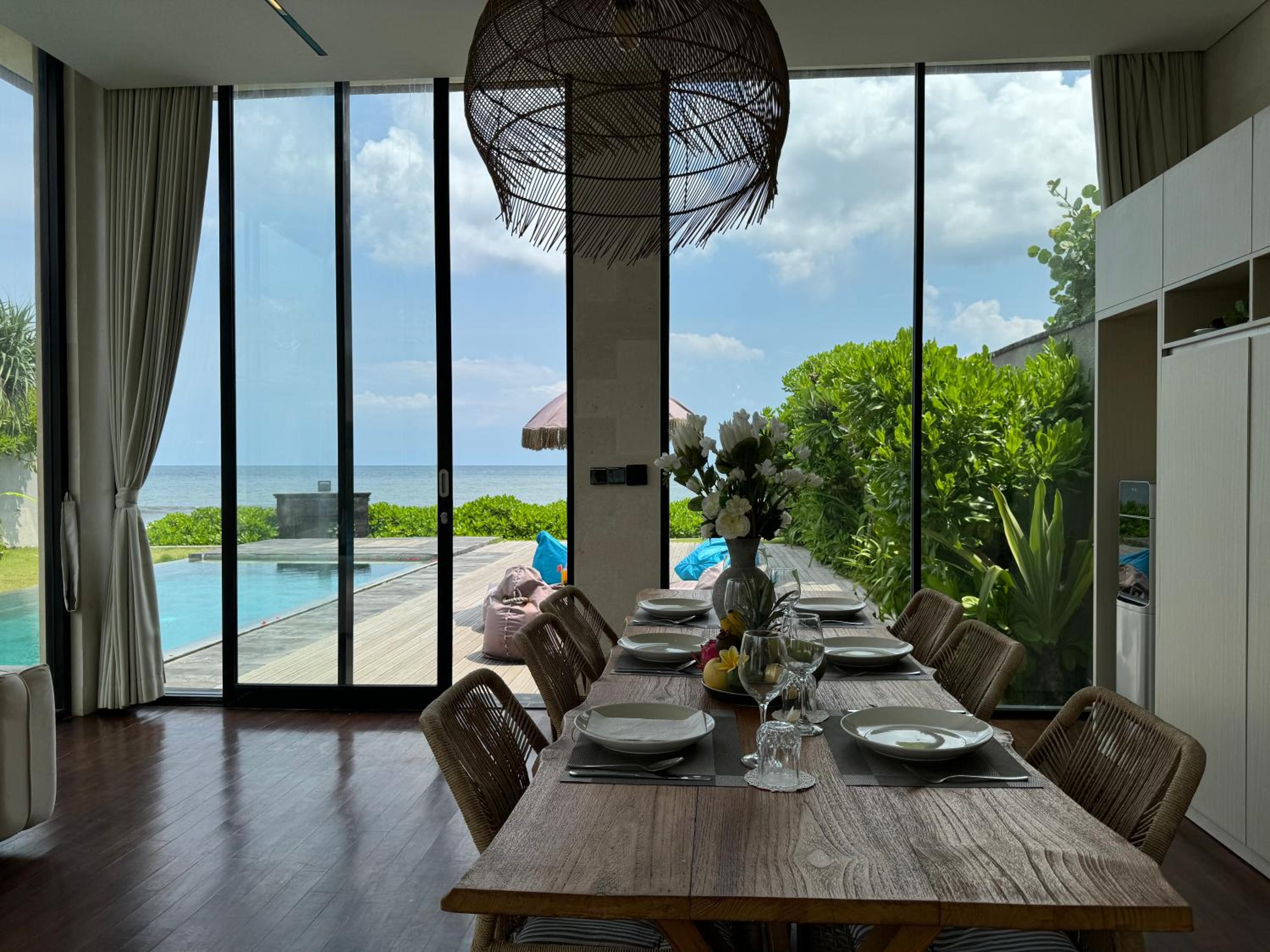 Three Bedroom Beach Front - Photo 21