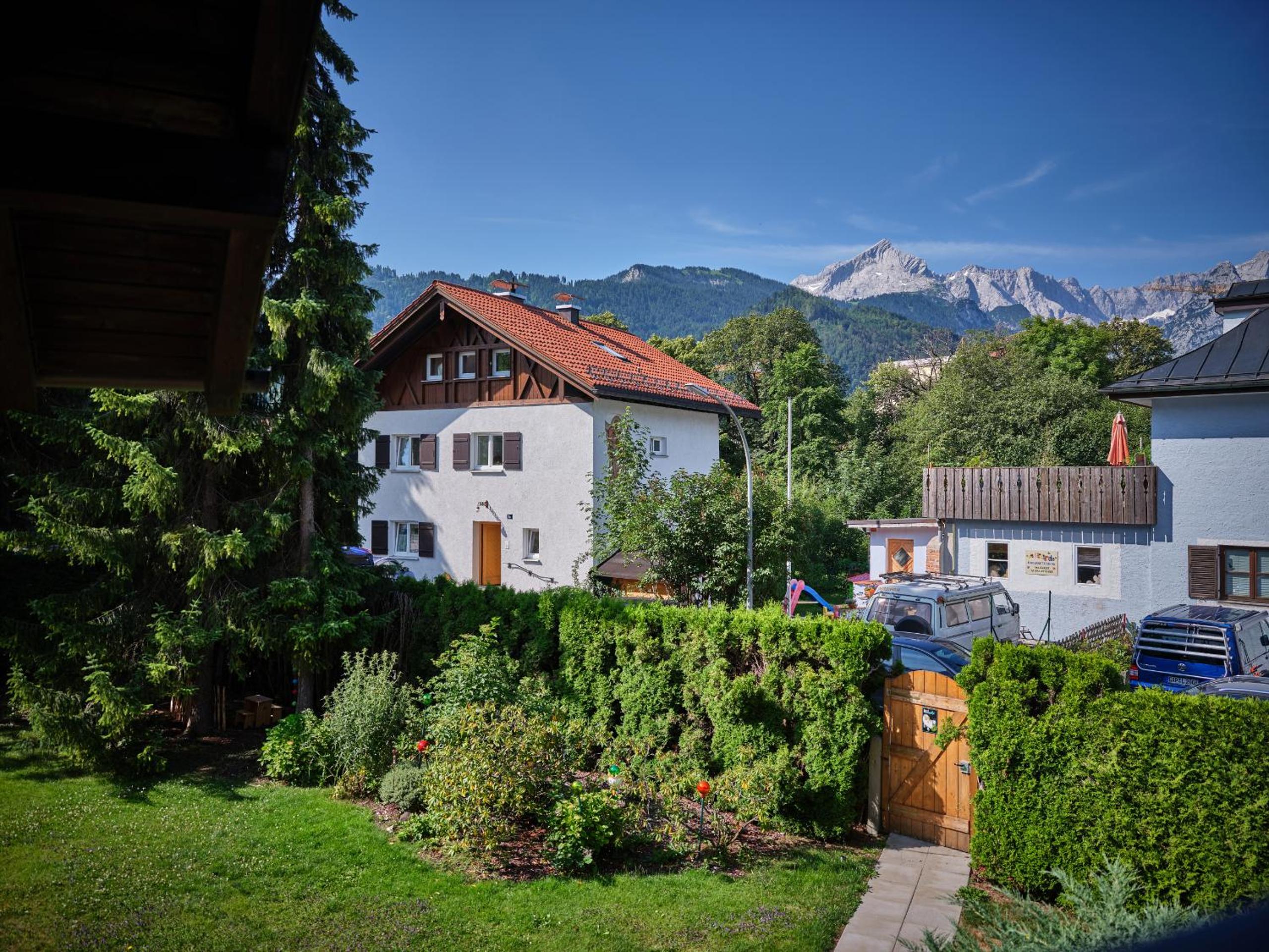 Villa photo 3