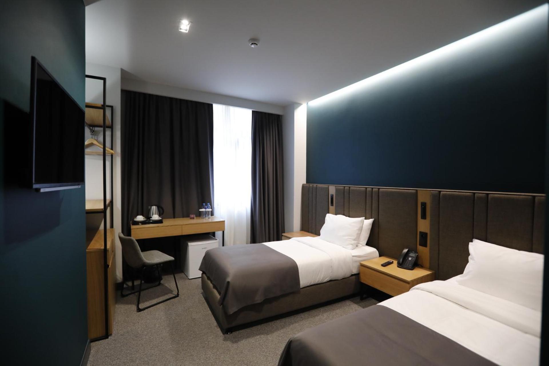 Budget Double or Twin Room - Photo 6