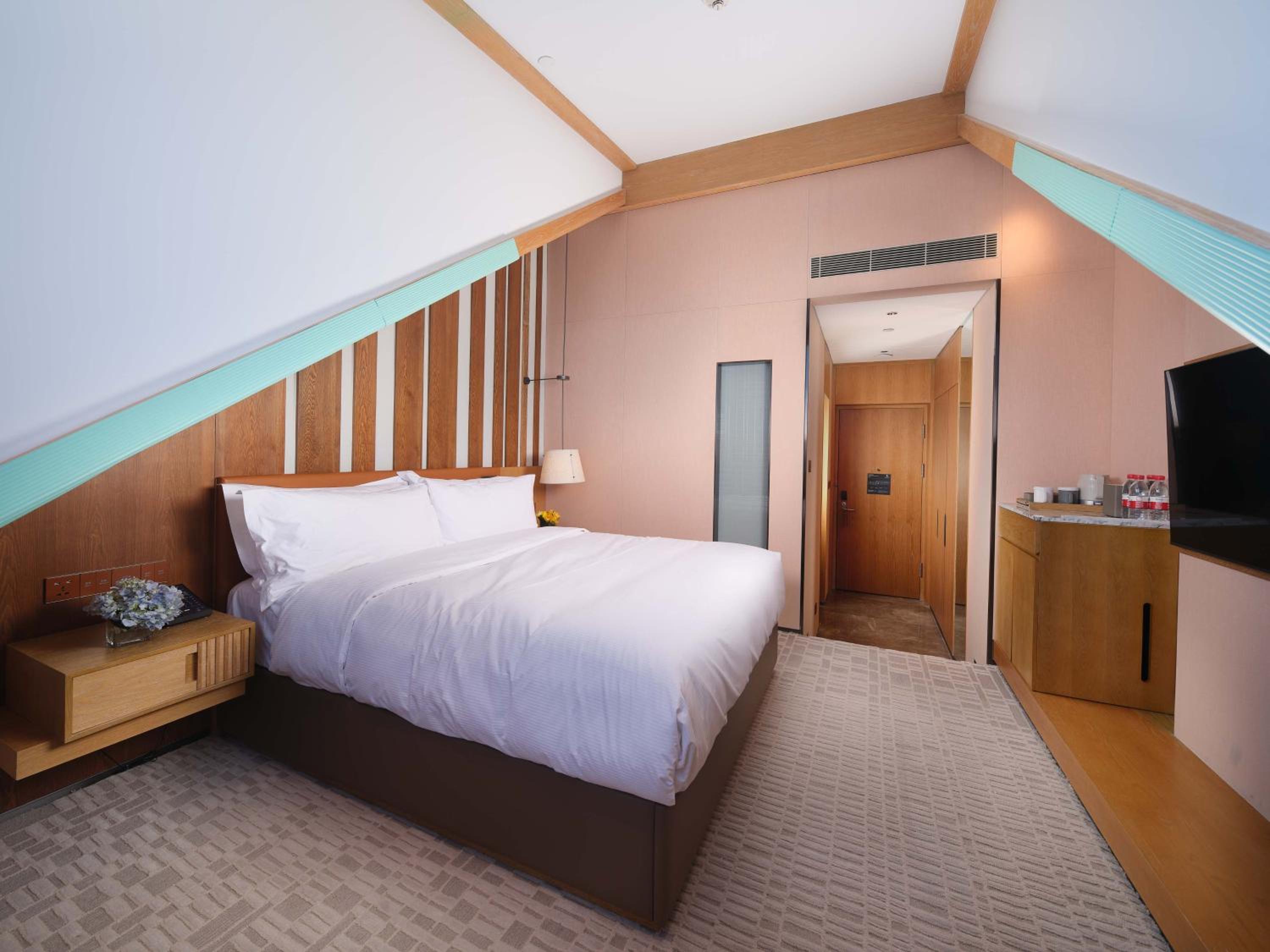 King Guest Room photo 3