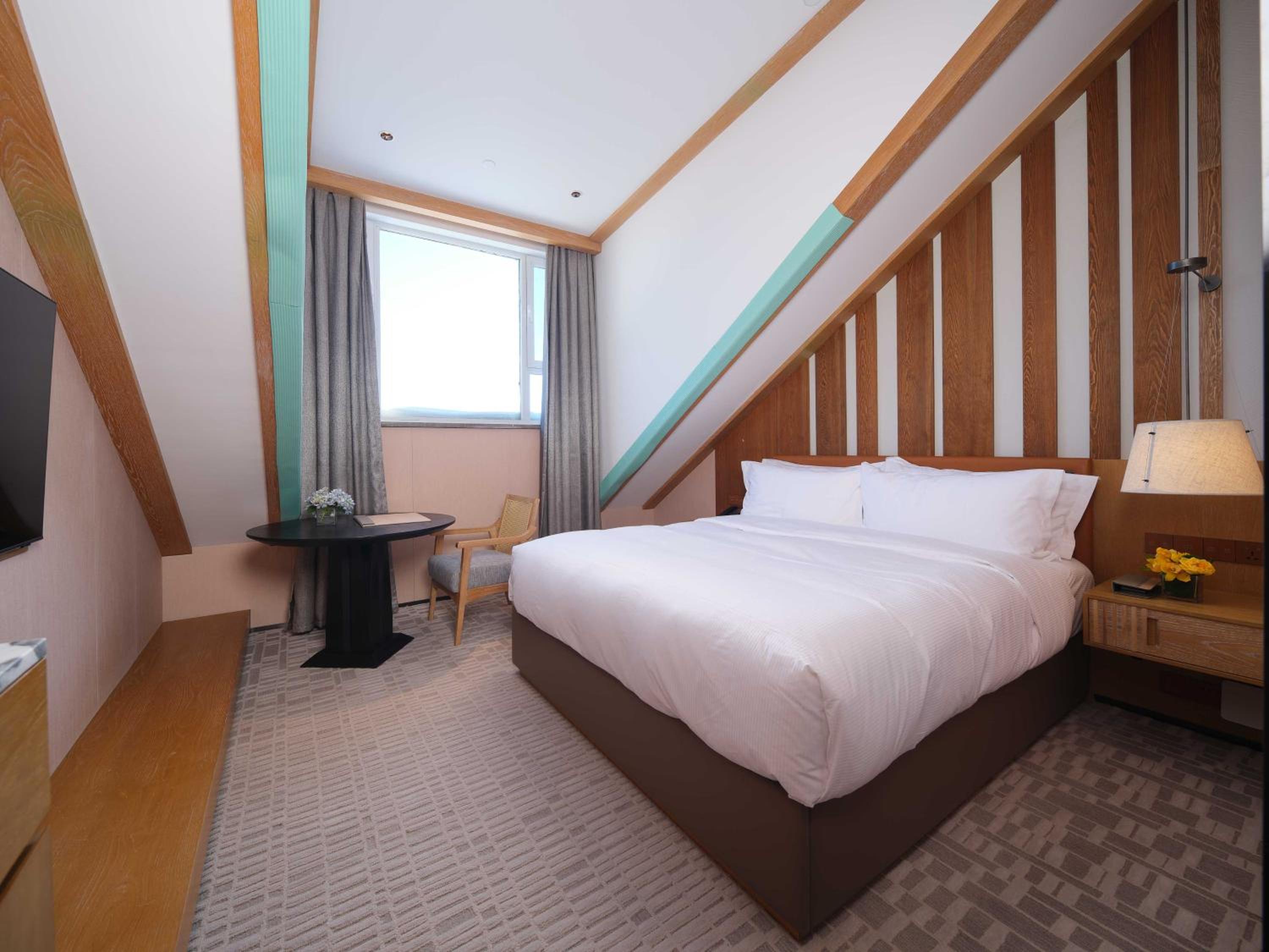 King Guest Room photo 2