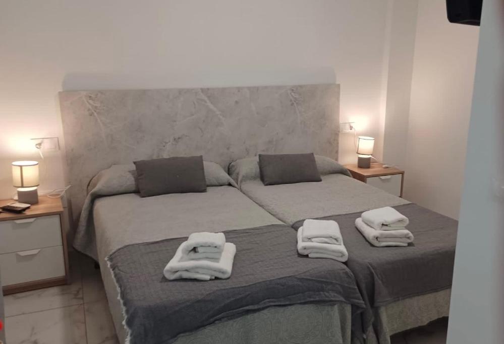 Habitación Doble con Baño Privado
