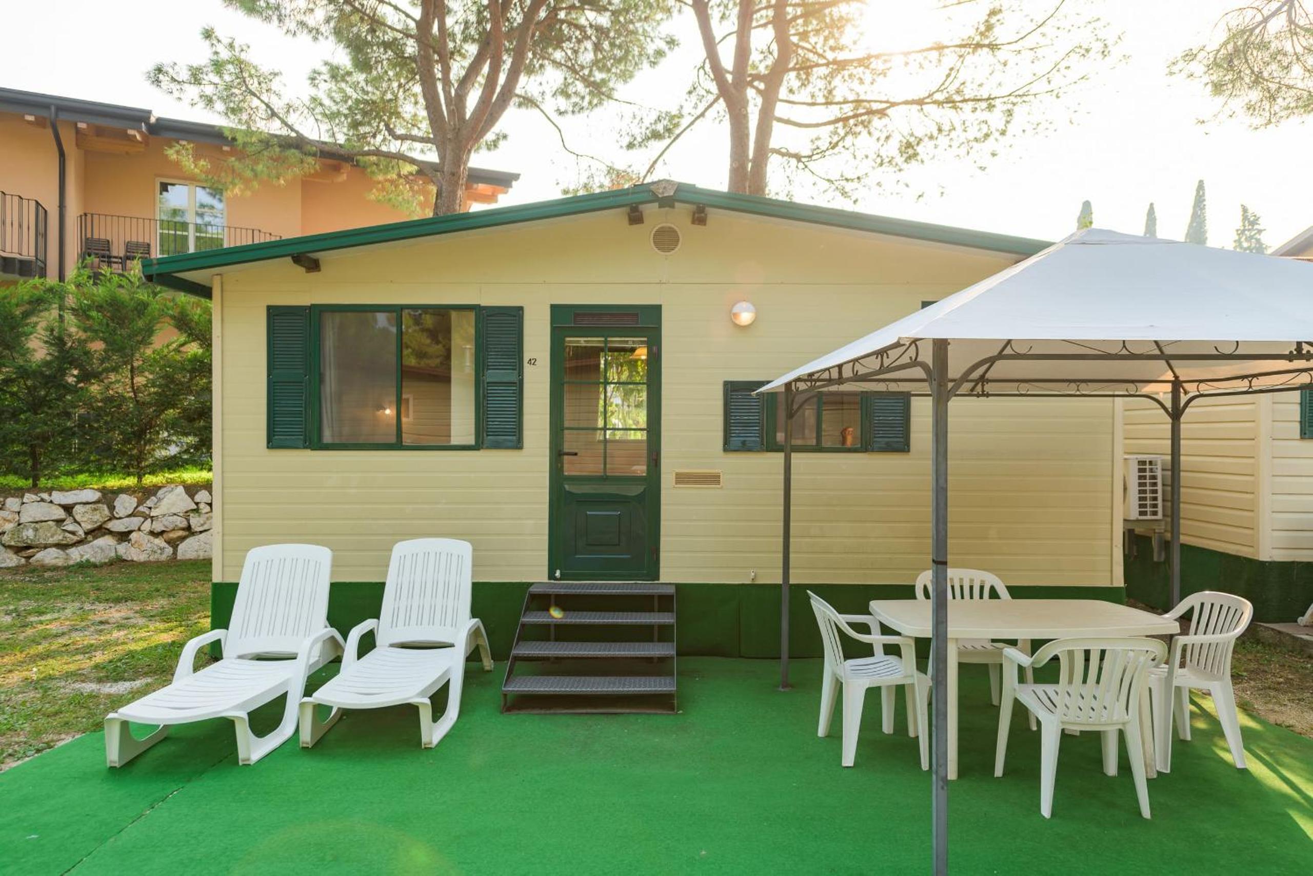 Standard Mobile Home photo 3