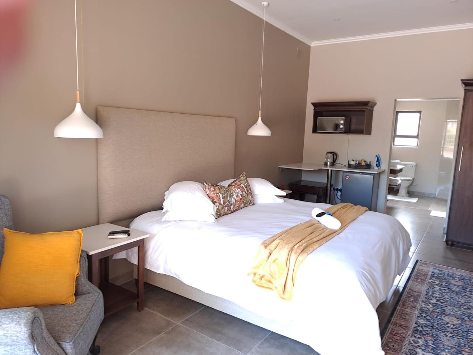 Deluxe King Room photo 1
