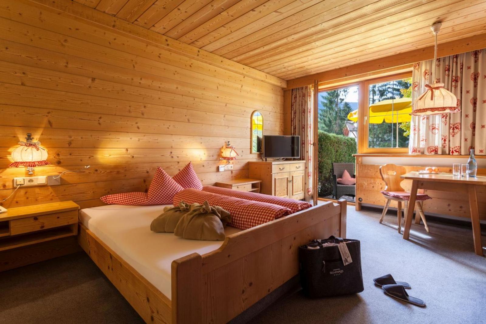 Standard Double Room - Photo 3