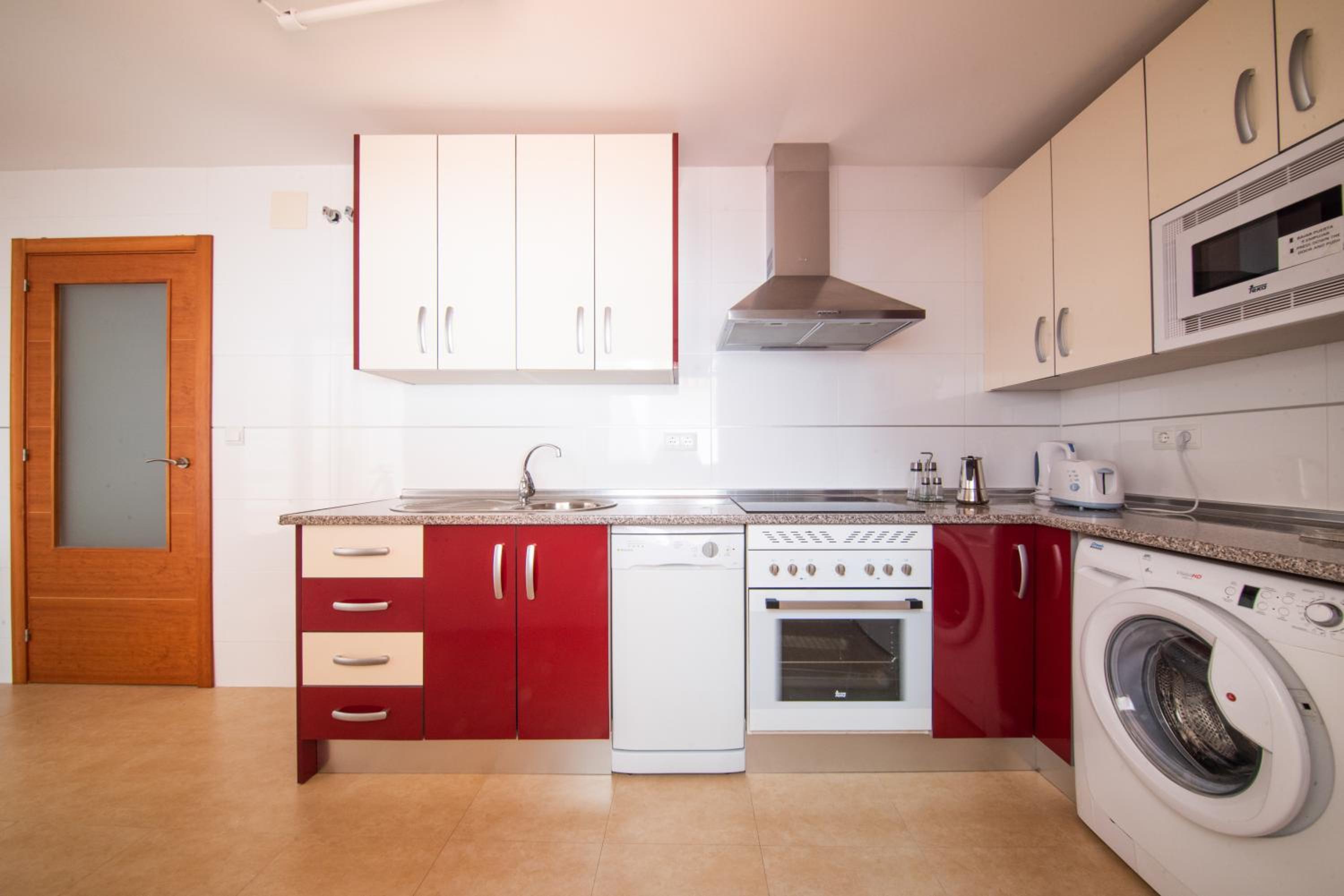 Two-Bedroom Apartment - Photo 4