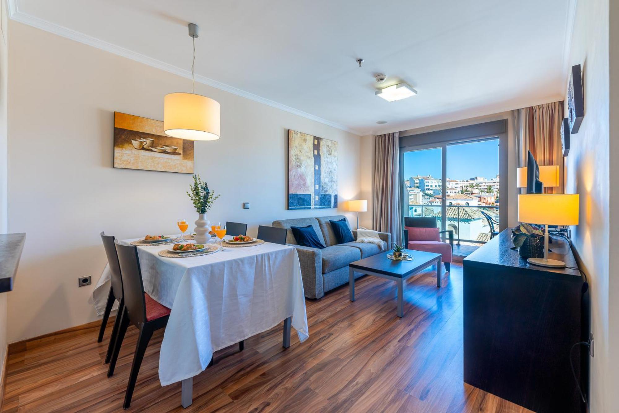 Apartamento con Balcón