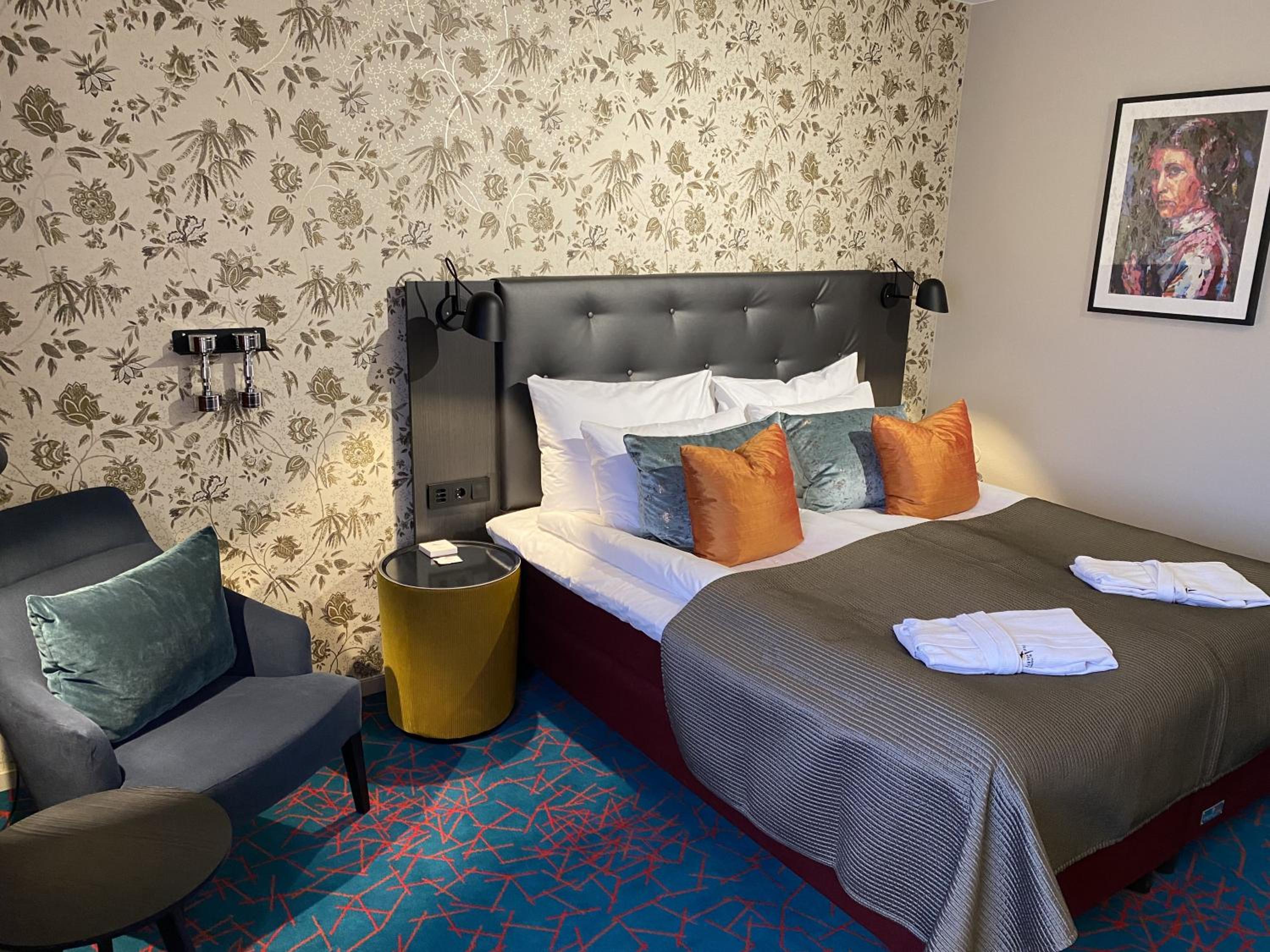 Premium Room - Photo 4