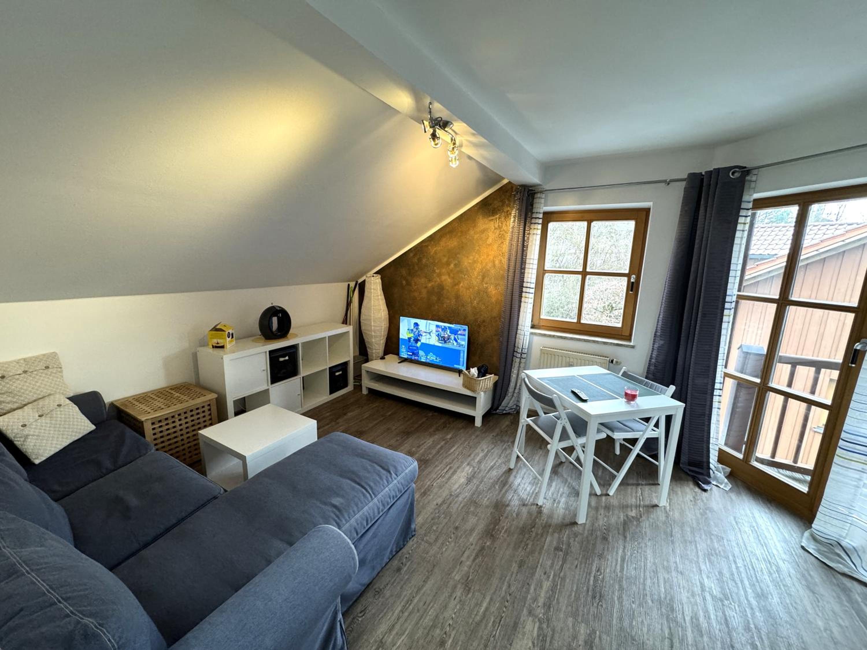 Apartment with Balcony photo 1