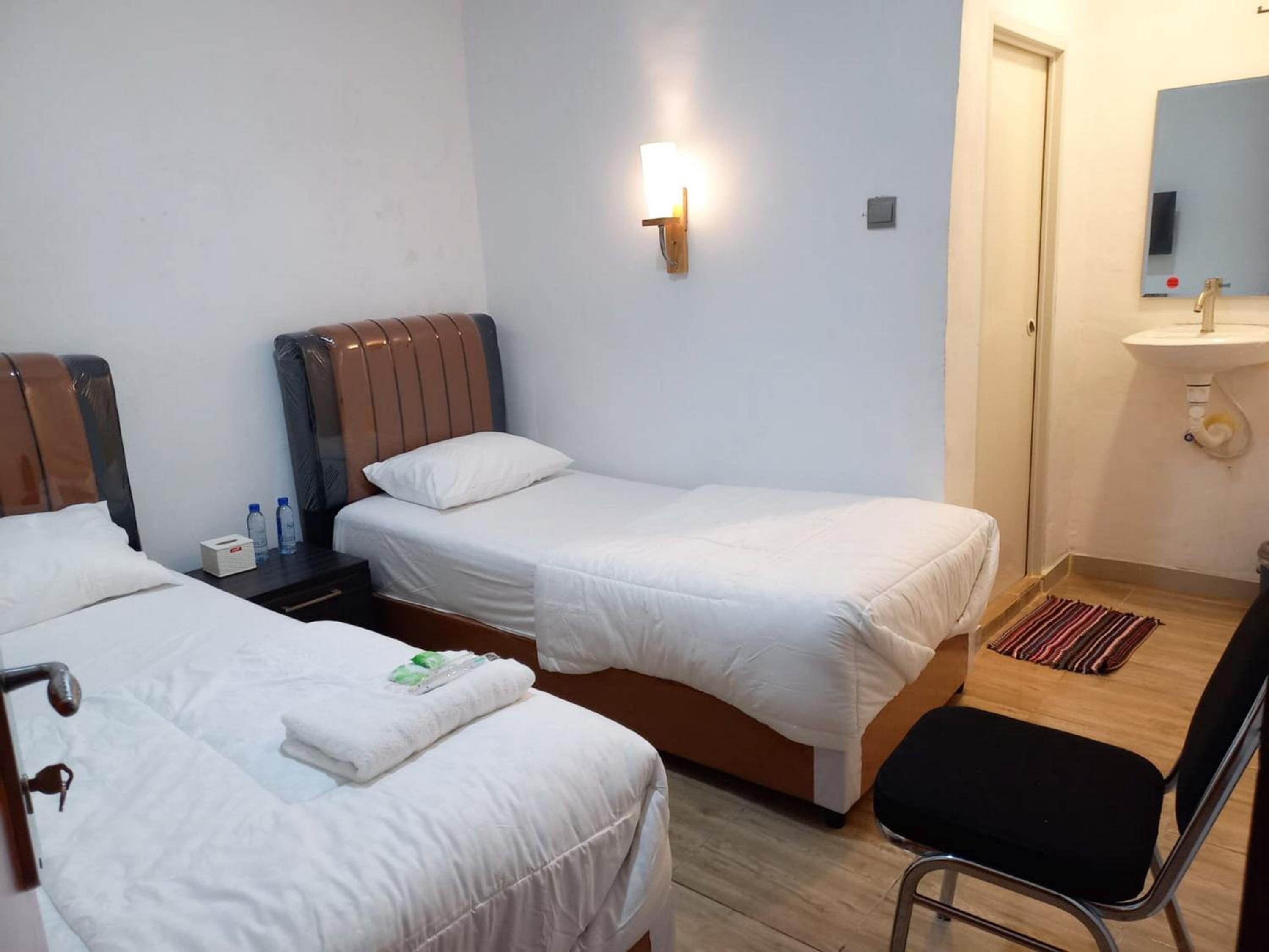 Deluxe Twin Room photo 2