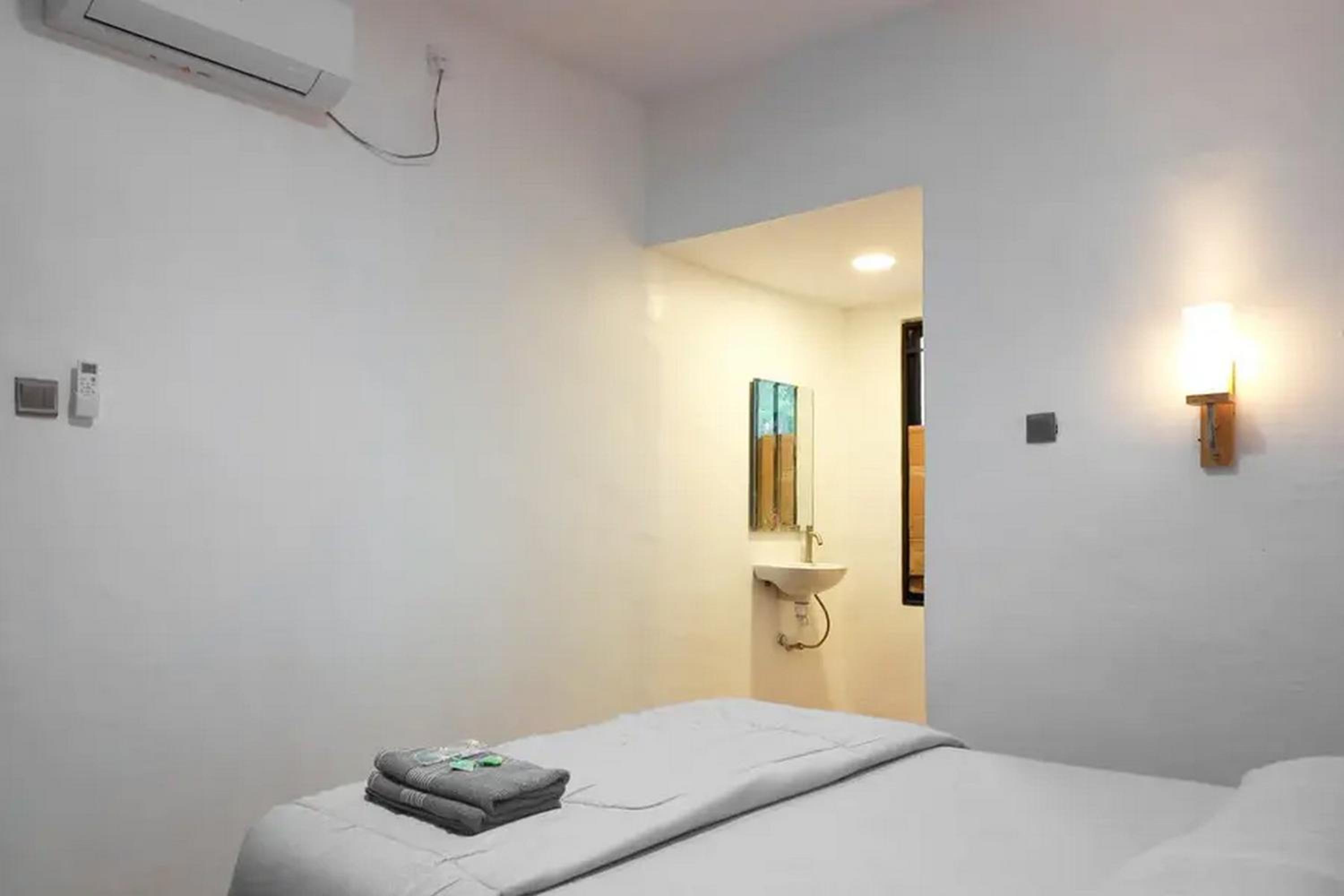 Deluxe Double Room photo 3