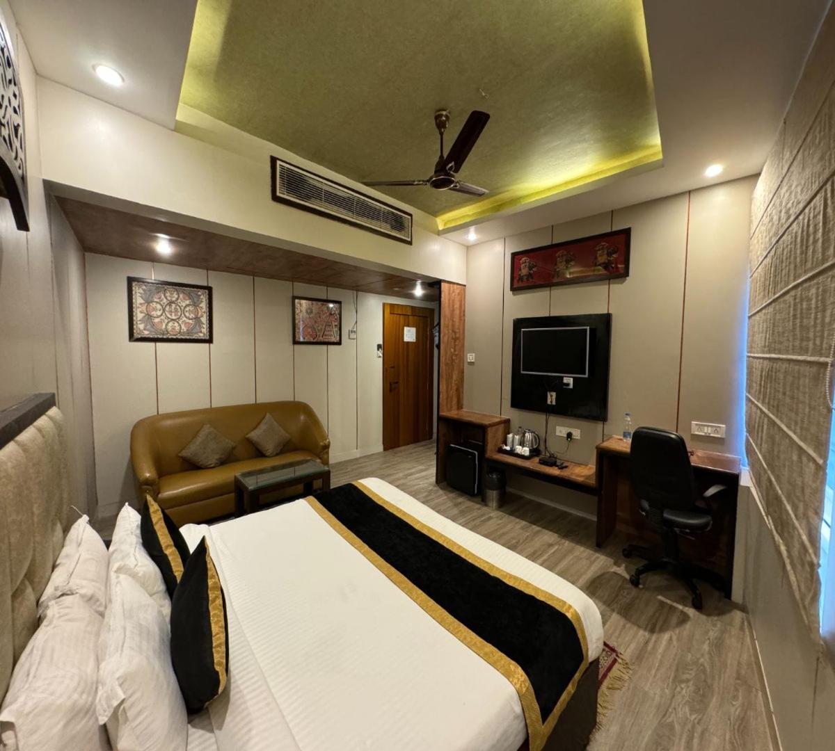Superior King Room - Photo 2