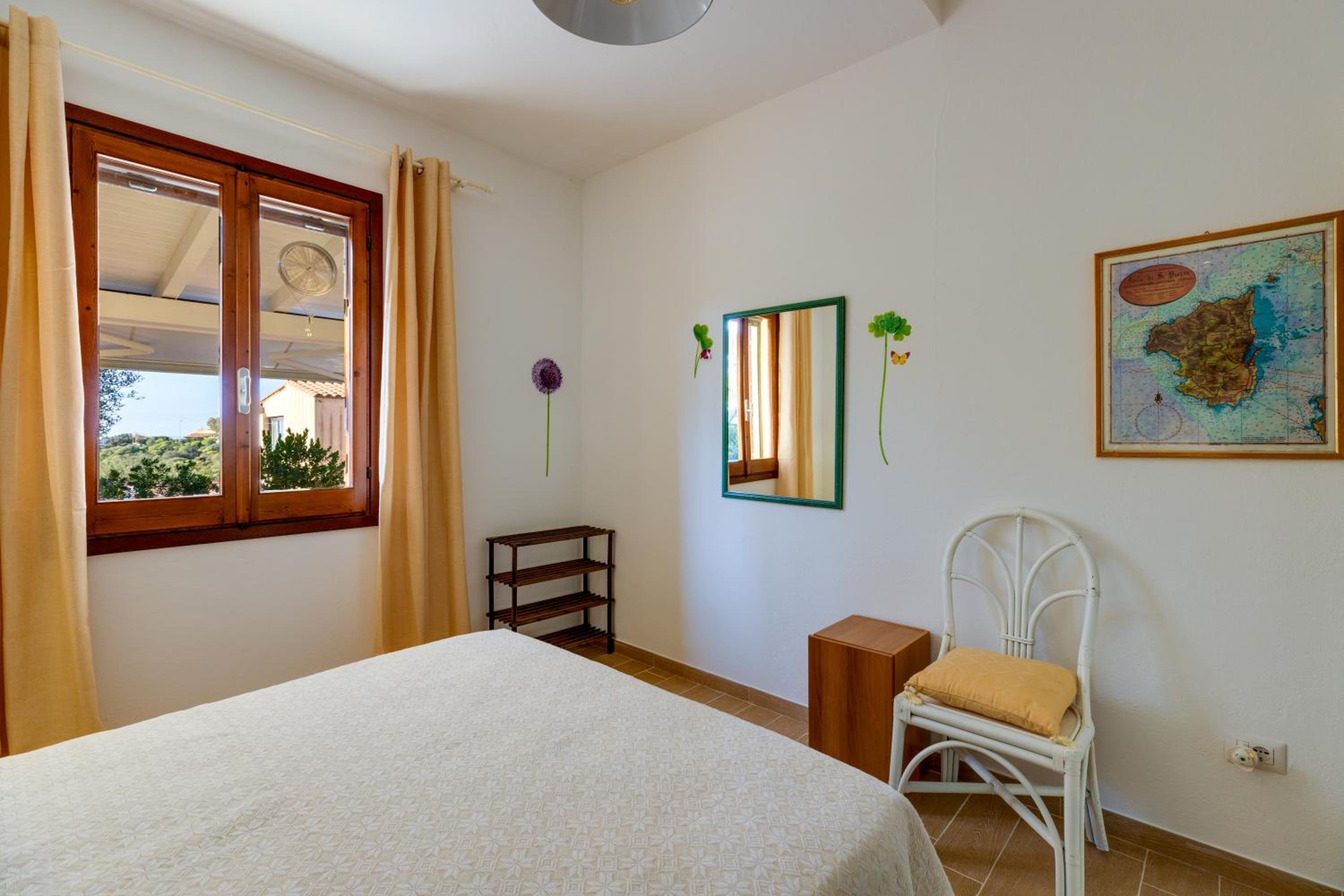 Two-Bedroom House photo 2