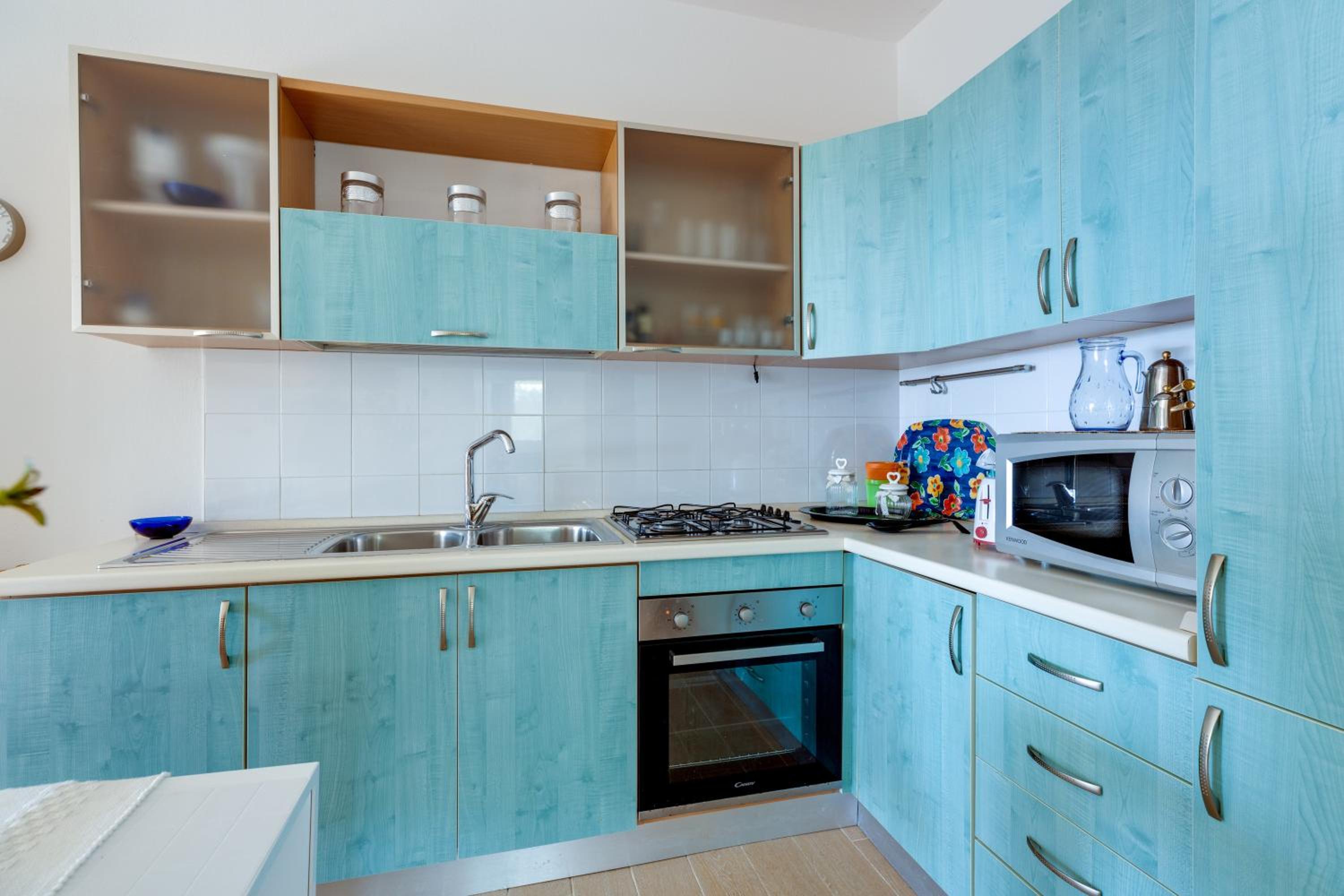 Two-Bedroom House photo 2