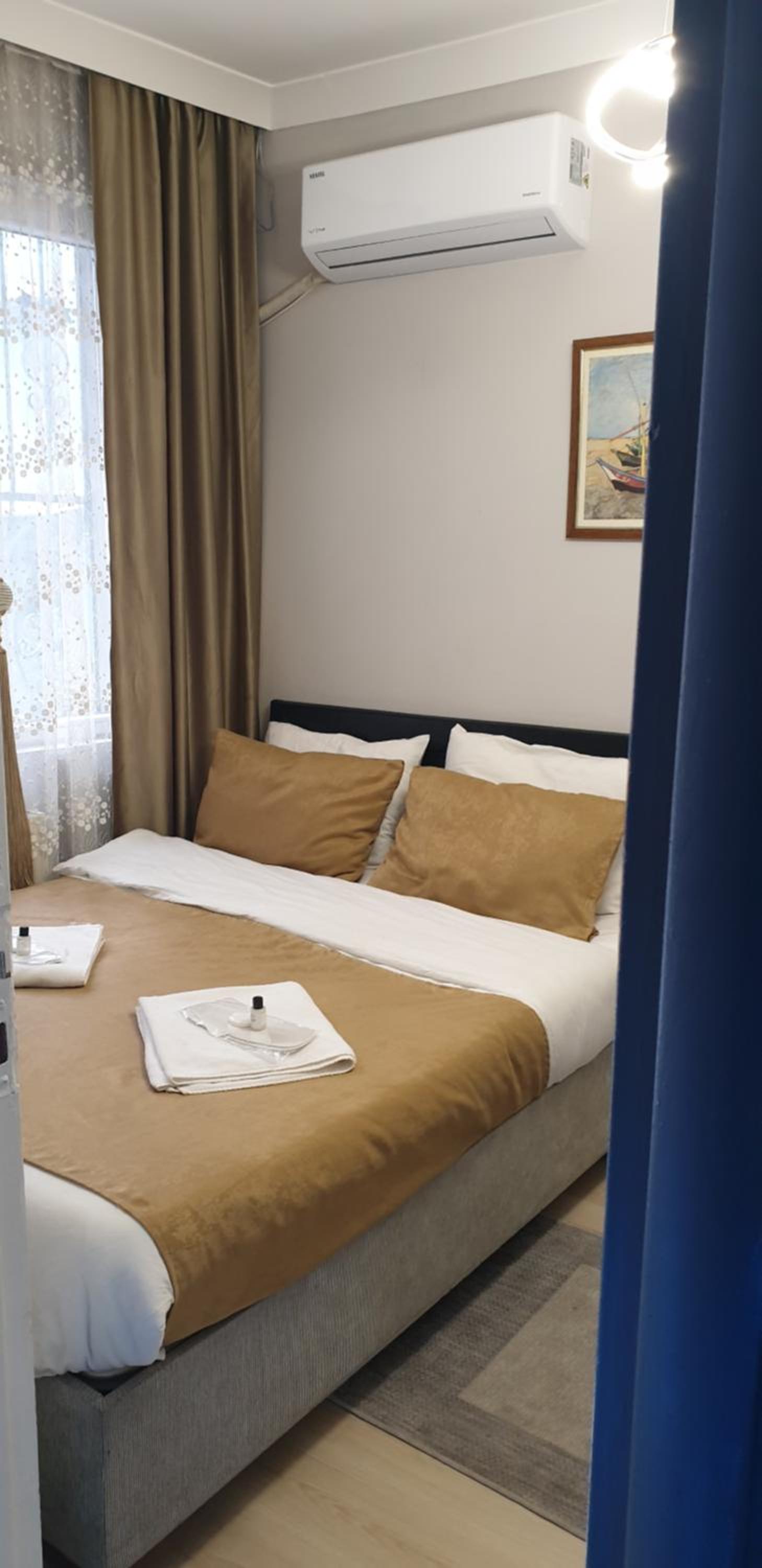 Large Double Room photo 3