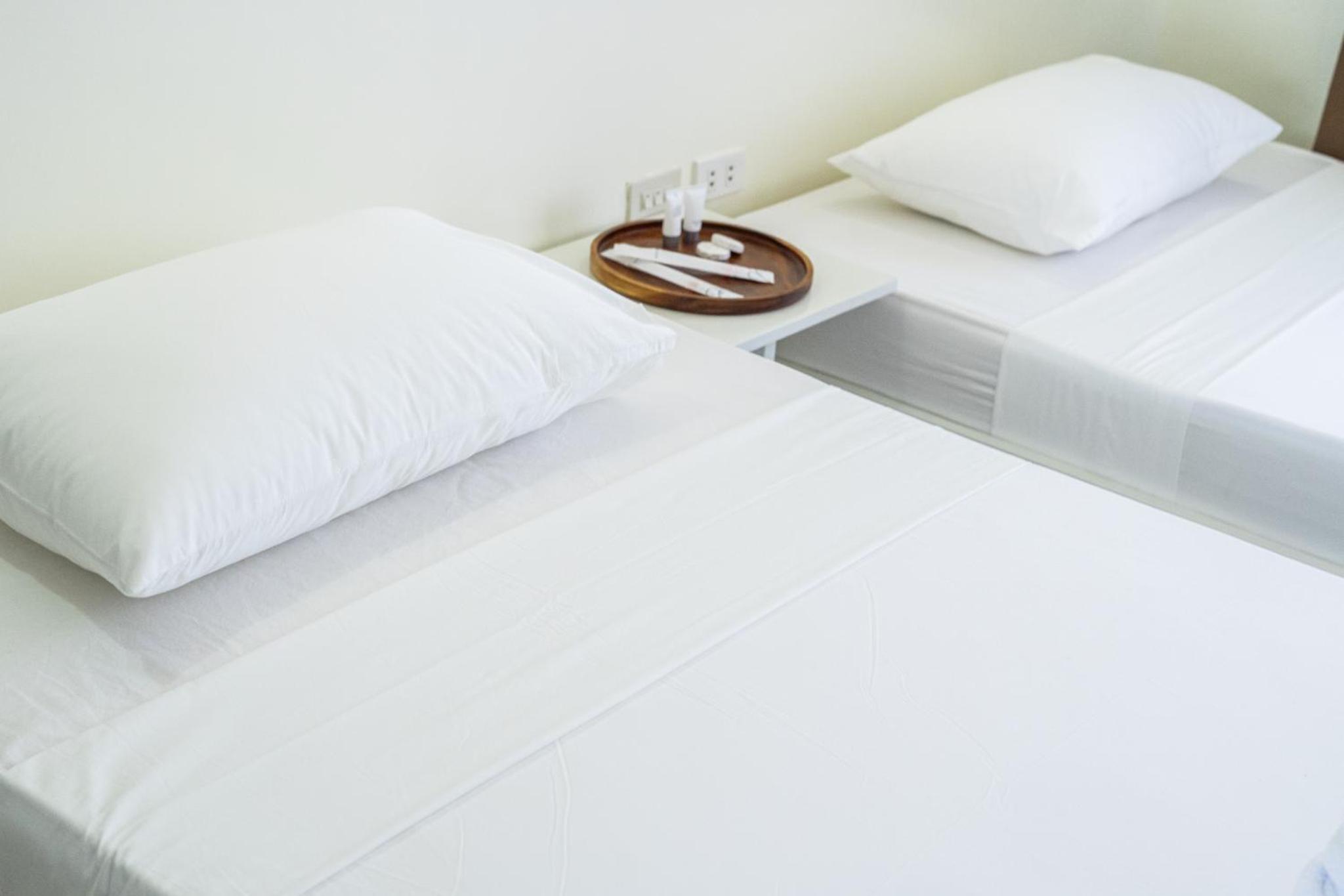 Standard Twin Room - Photo 19