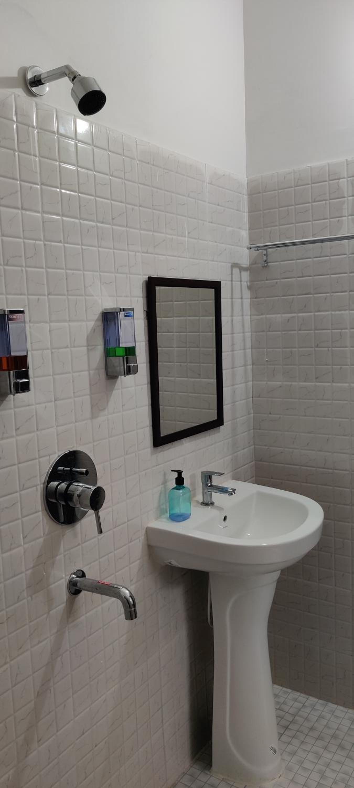 Deluxe Quadruple Room - Photo 3