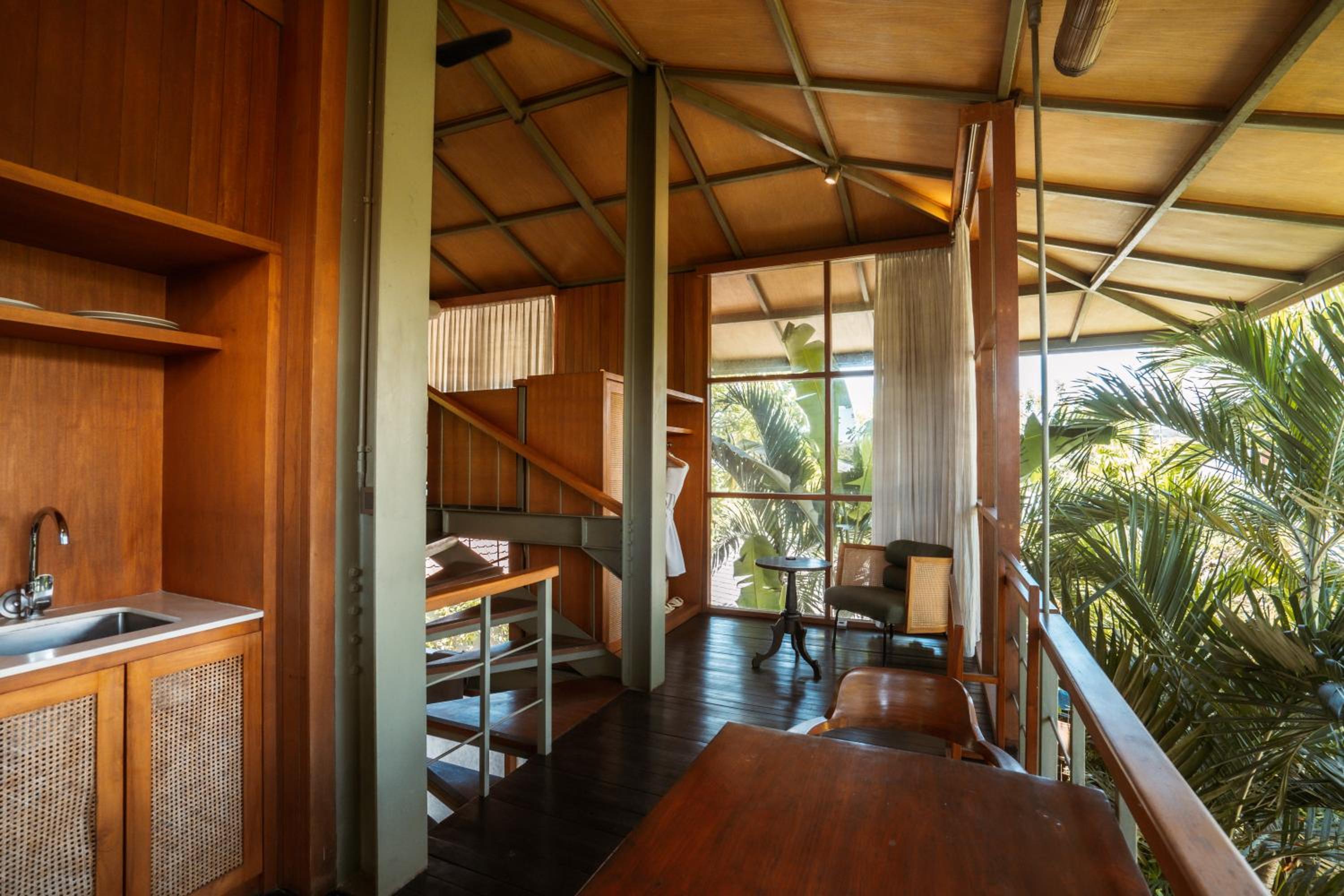 Treehouse B - Photo 5