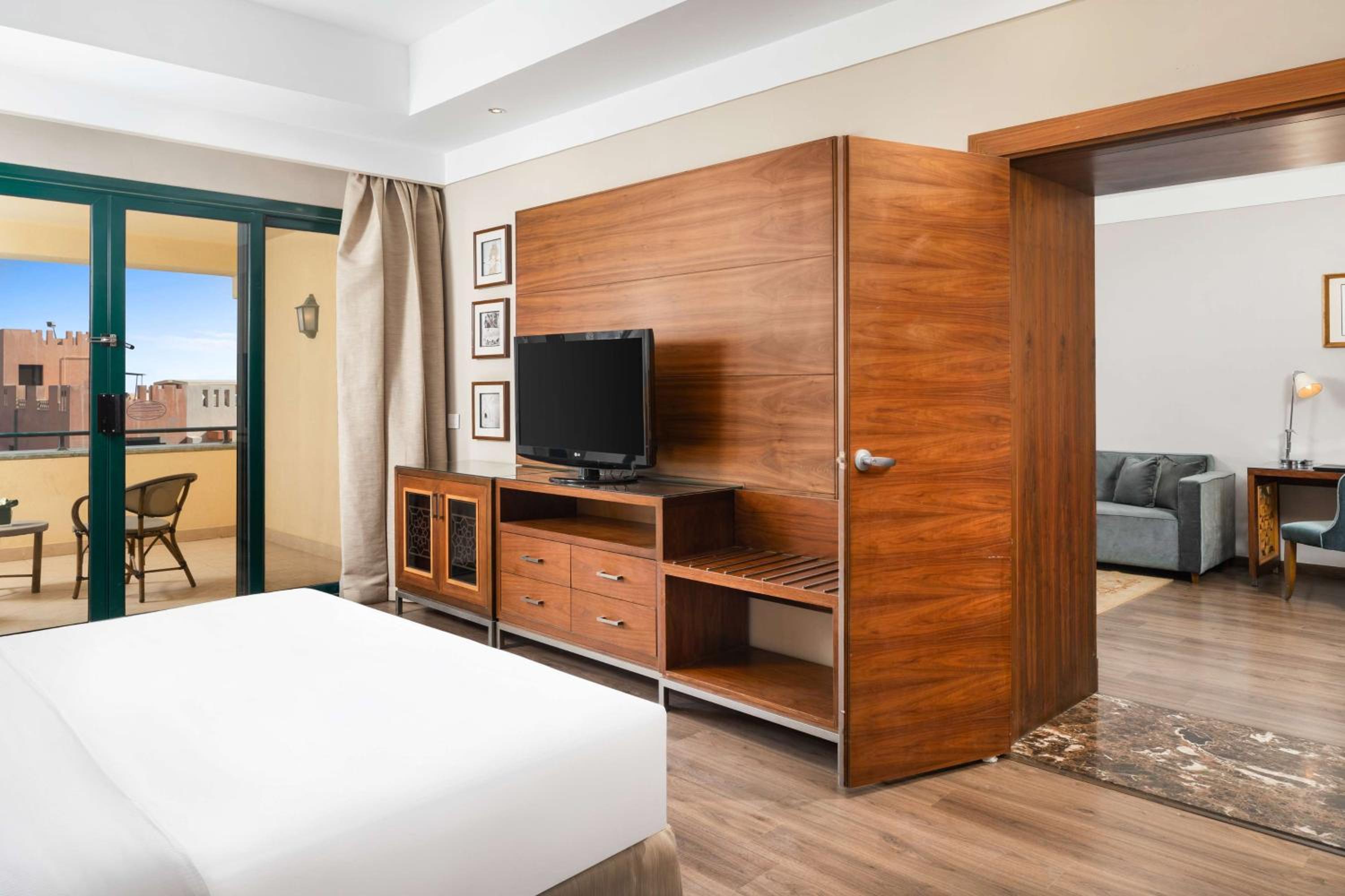 Executive Junior Suite