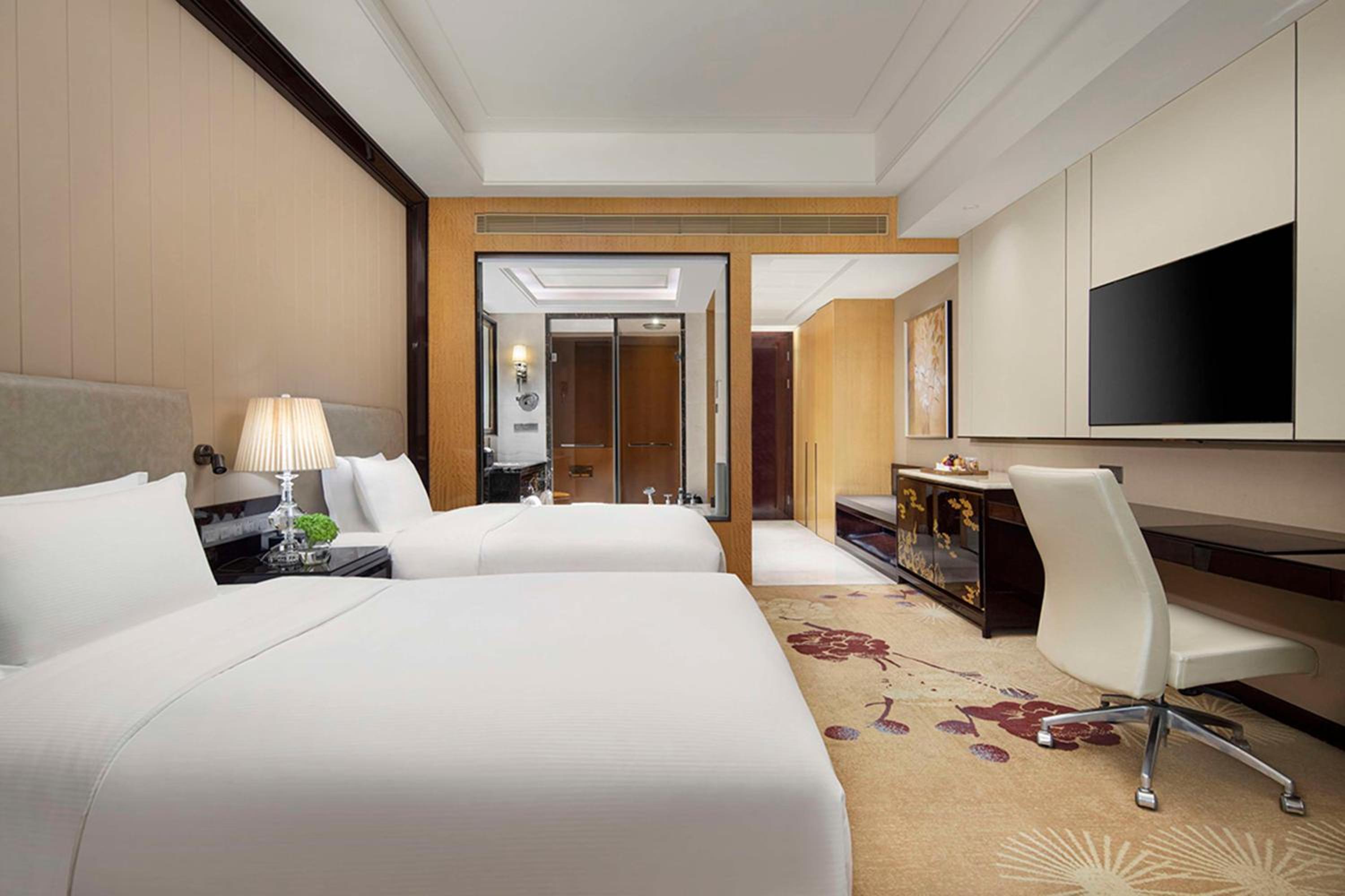 Deluxe Twin Room - Photo 3