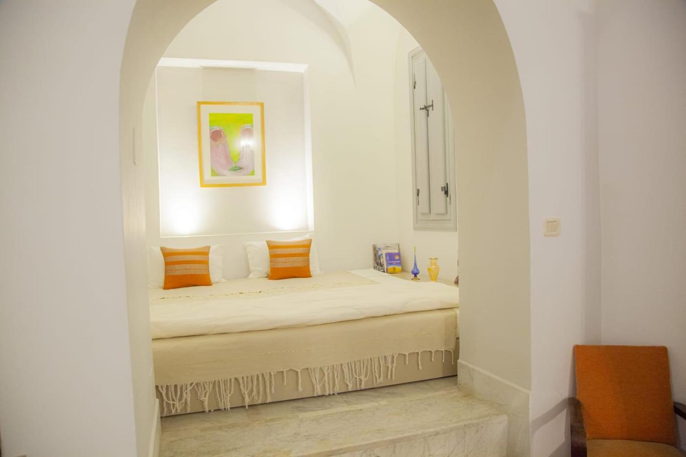 Deluxe Room - Photo 3