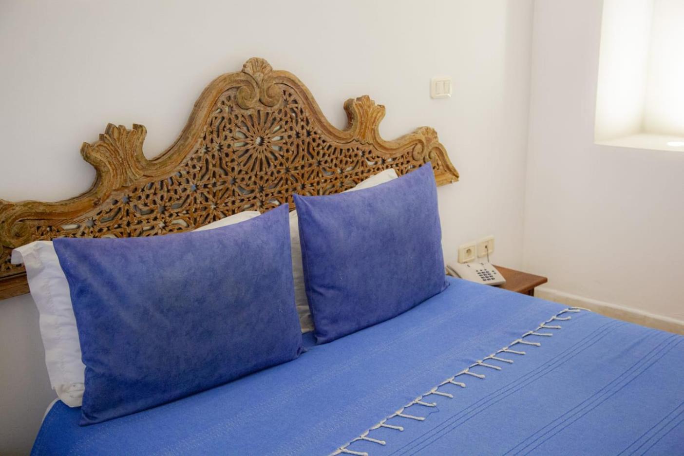 Deluxe Room - Photo 16