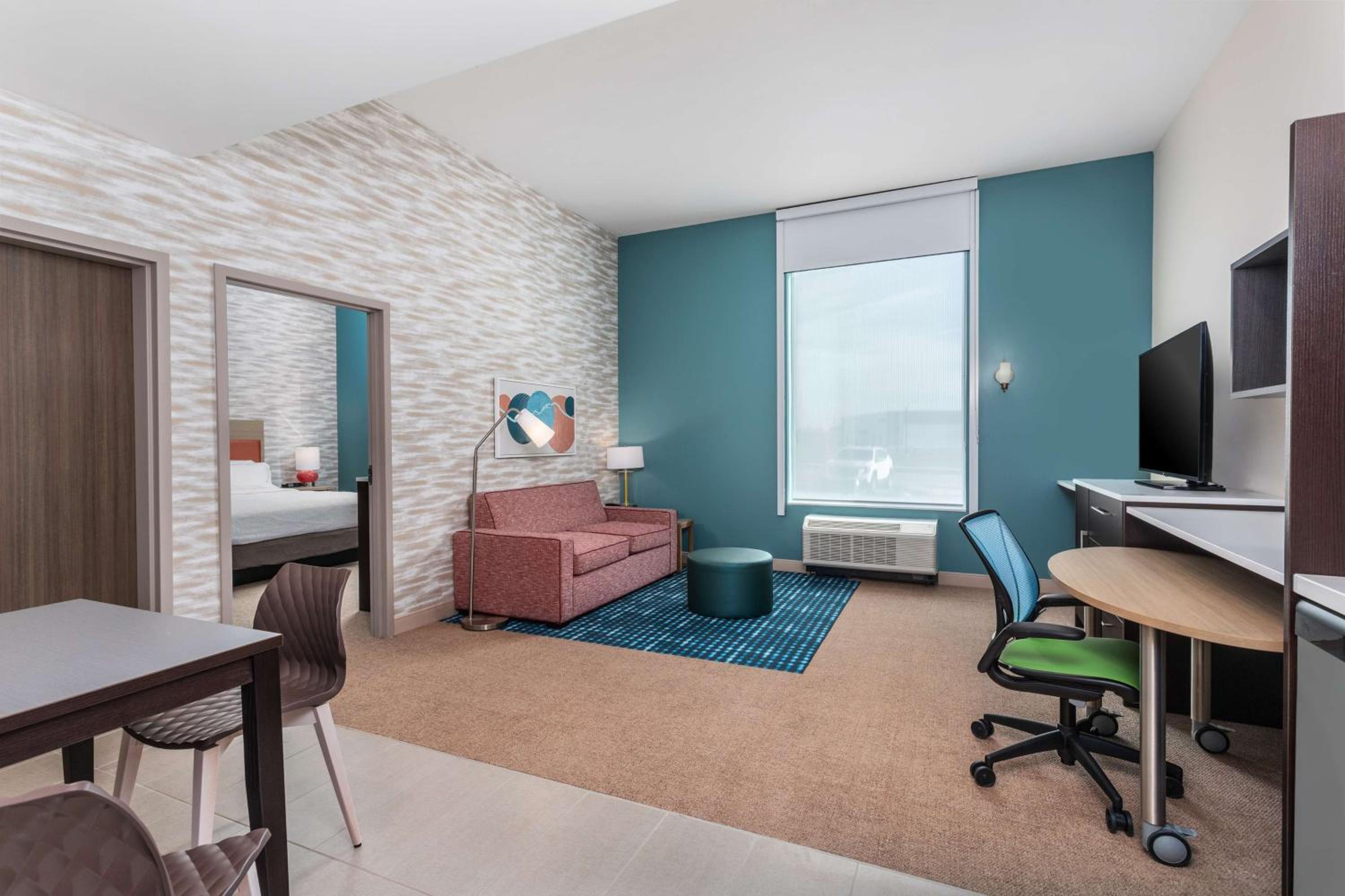One-Bedroom King Suite - Photo 1