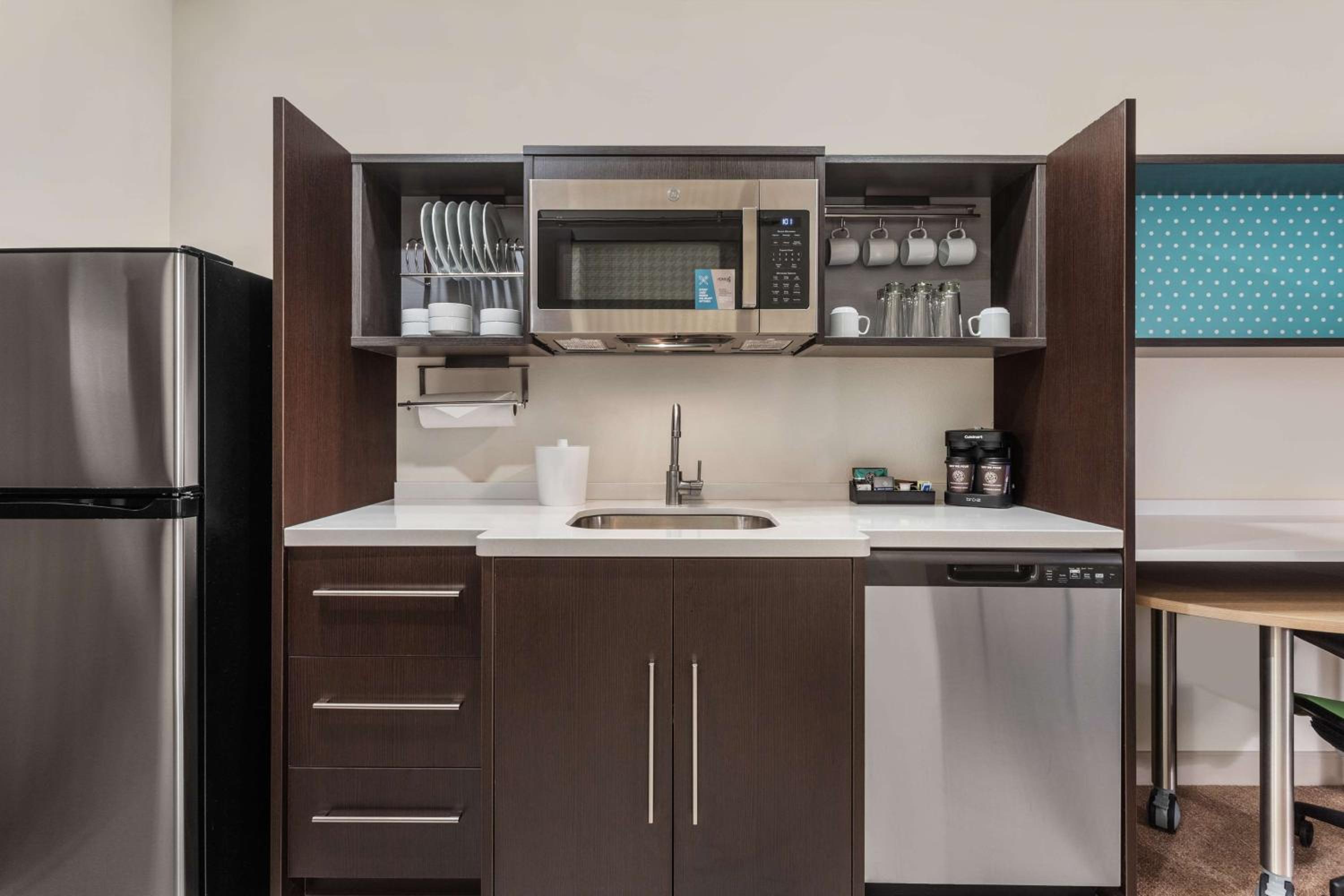 King Studio Suite - Photo 3