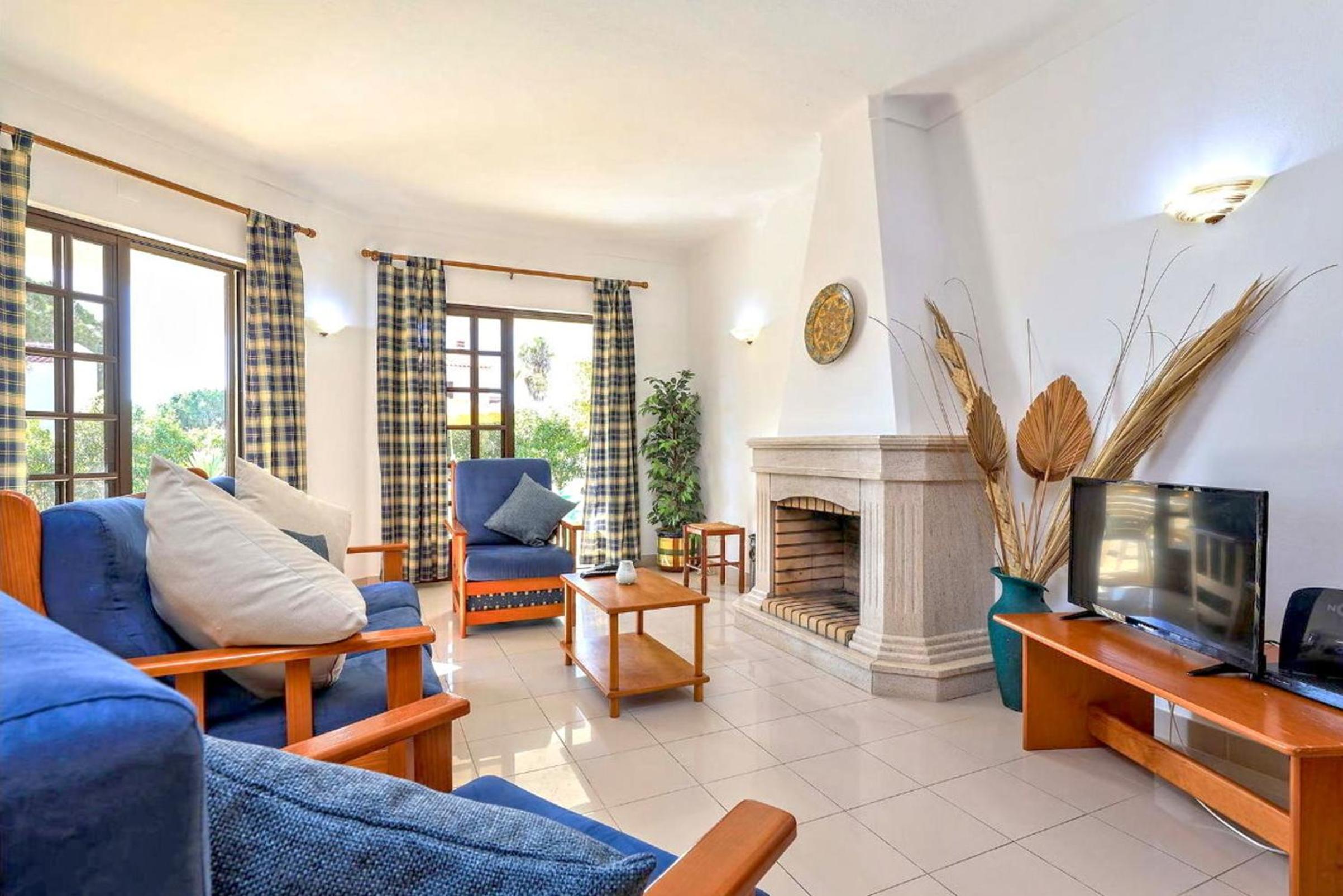 Villa photo 1