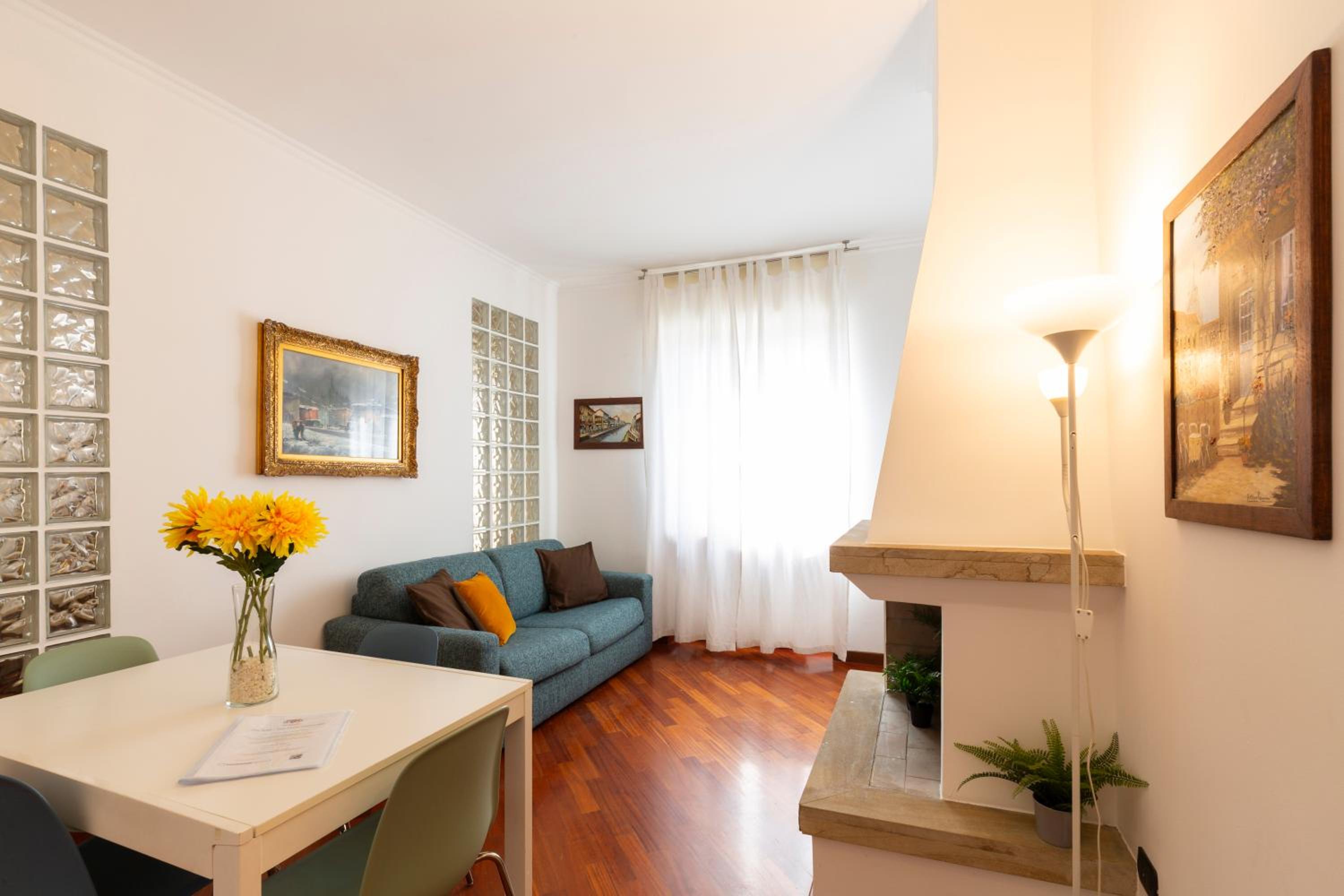 One-Bedroom Apartment
