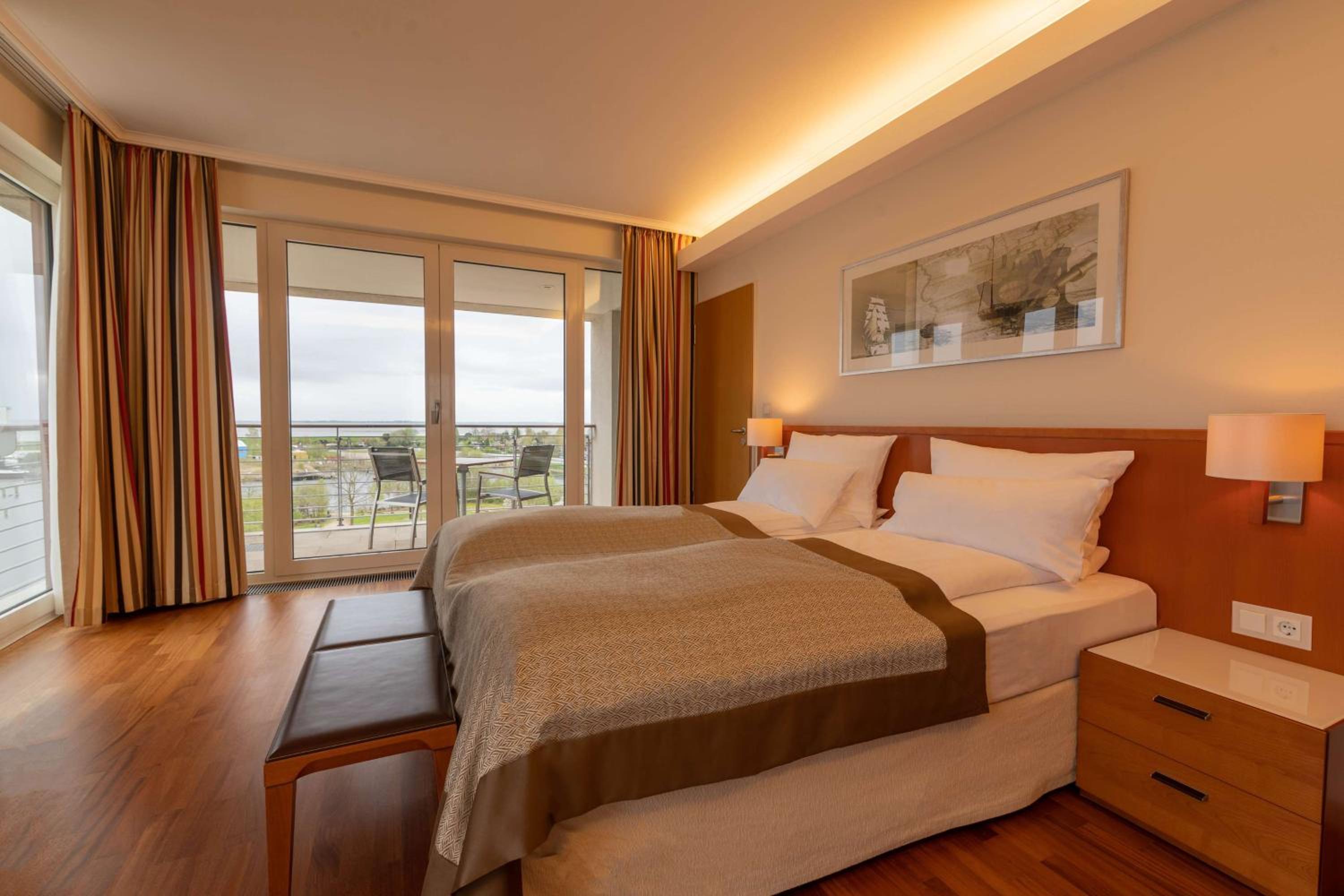Executive Junior Suite photo 2