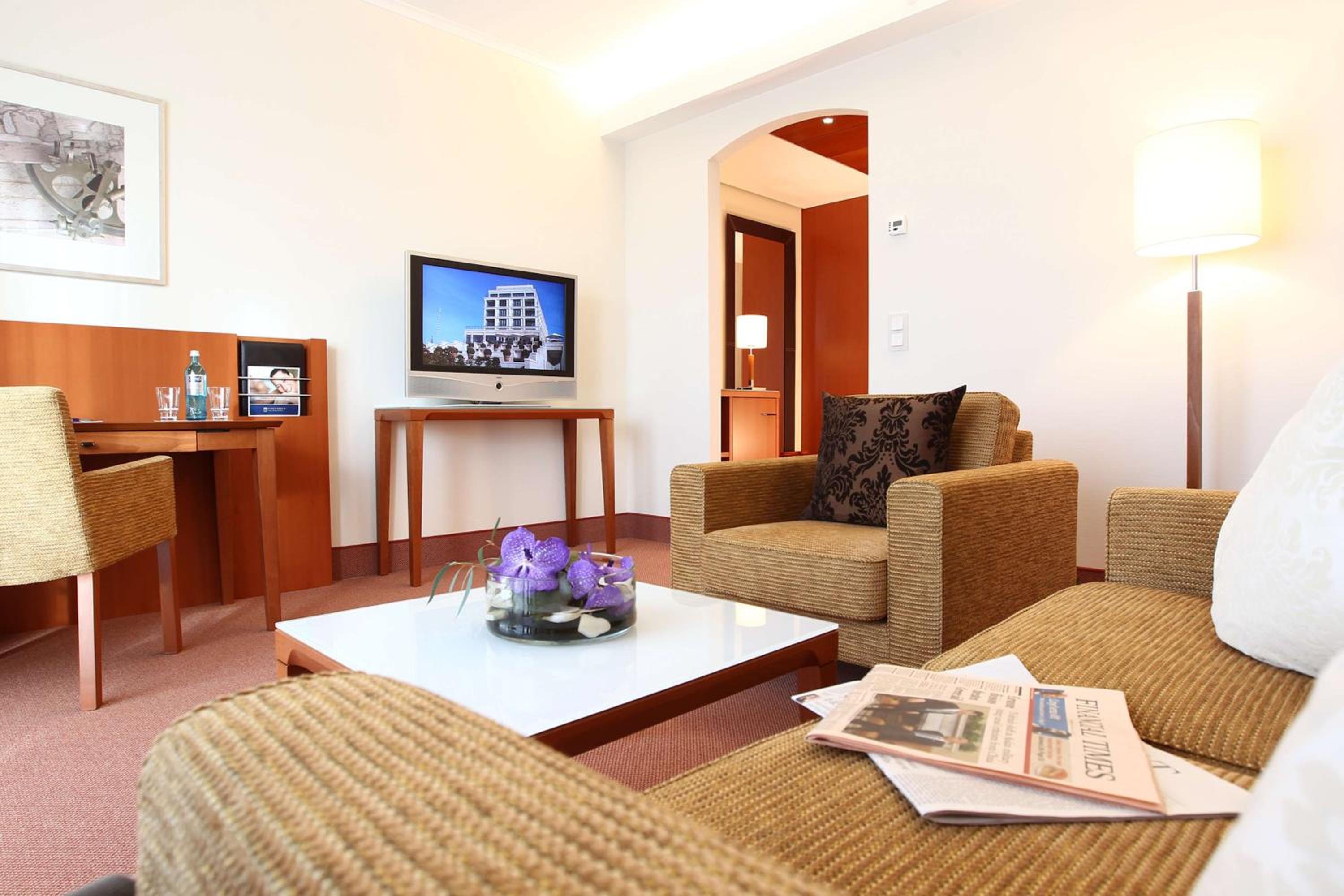 Standard Suite