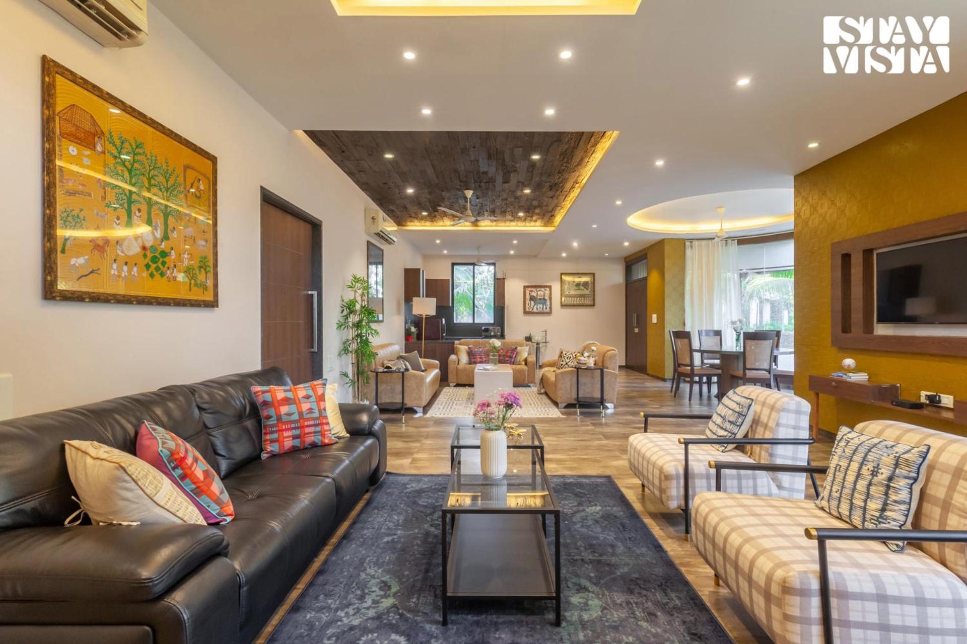 Villa photo 1