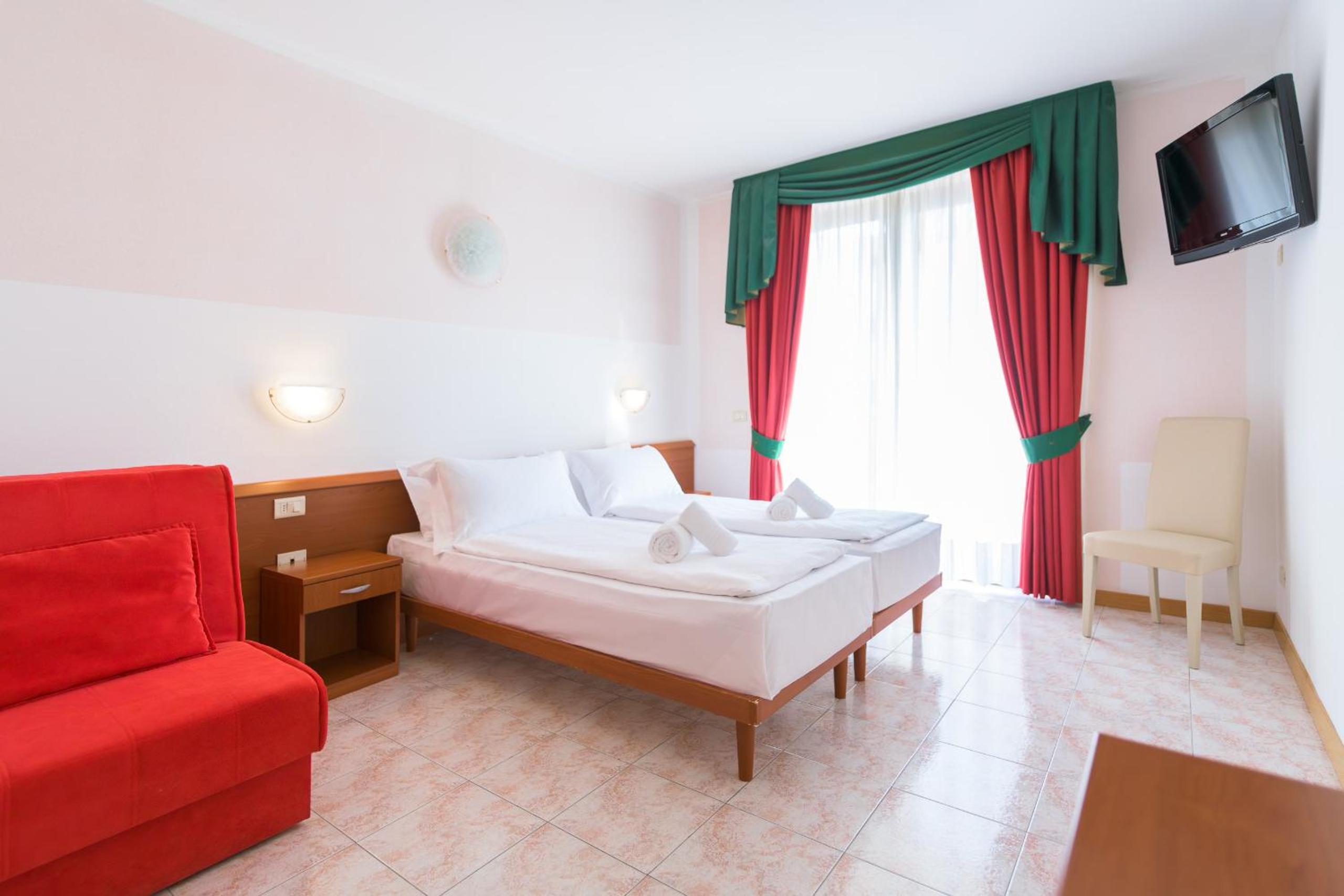 Standard Plus Triple Room 