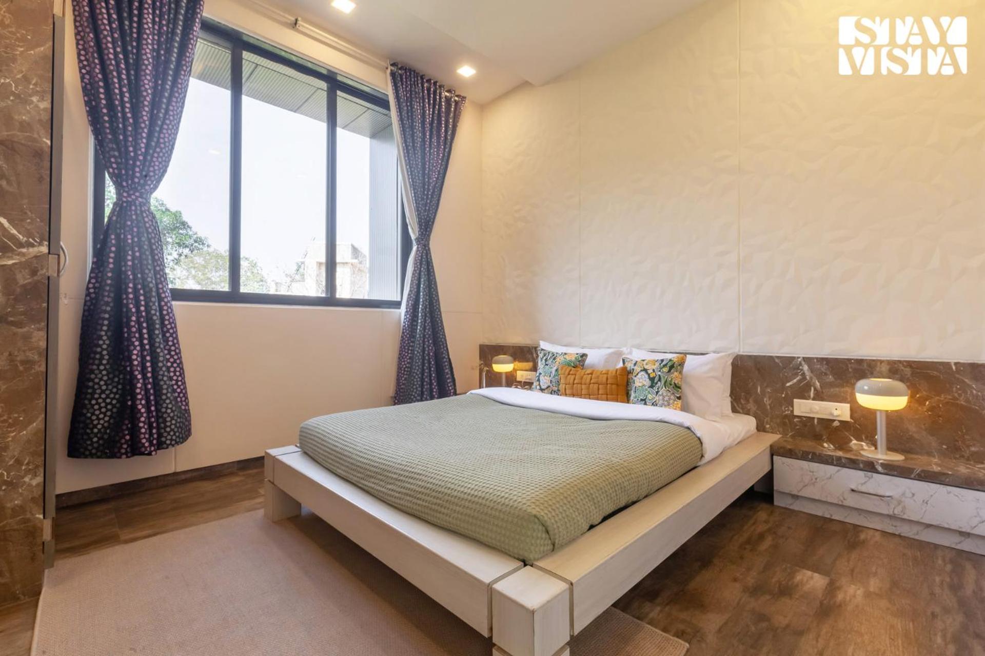 Villa photo 3