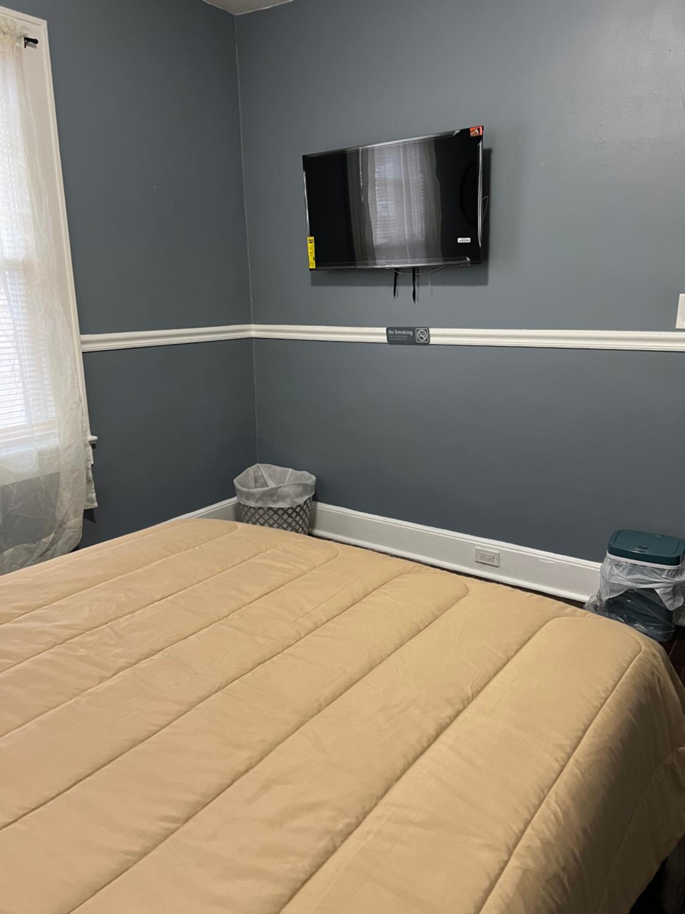 Queen Room photo 3