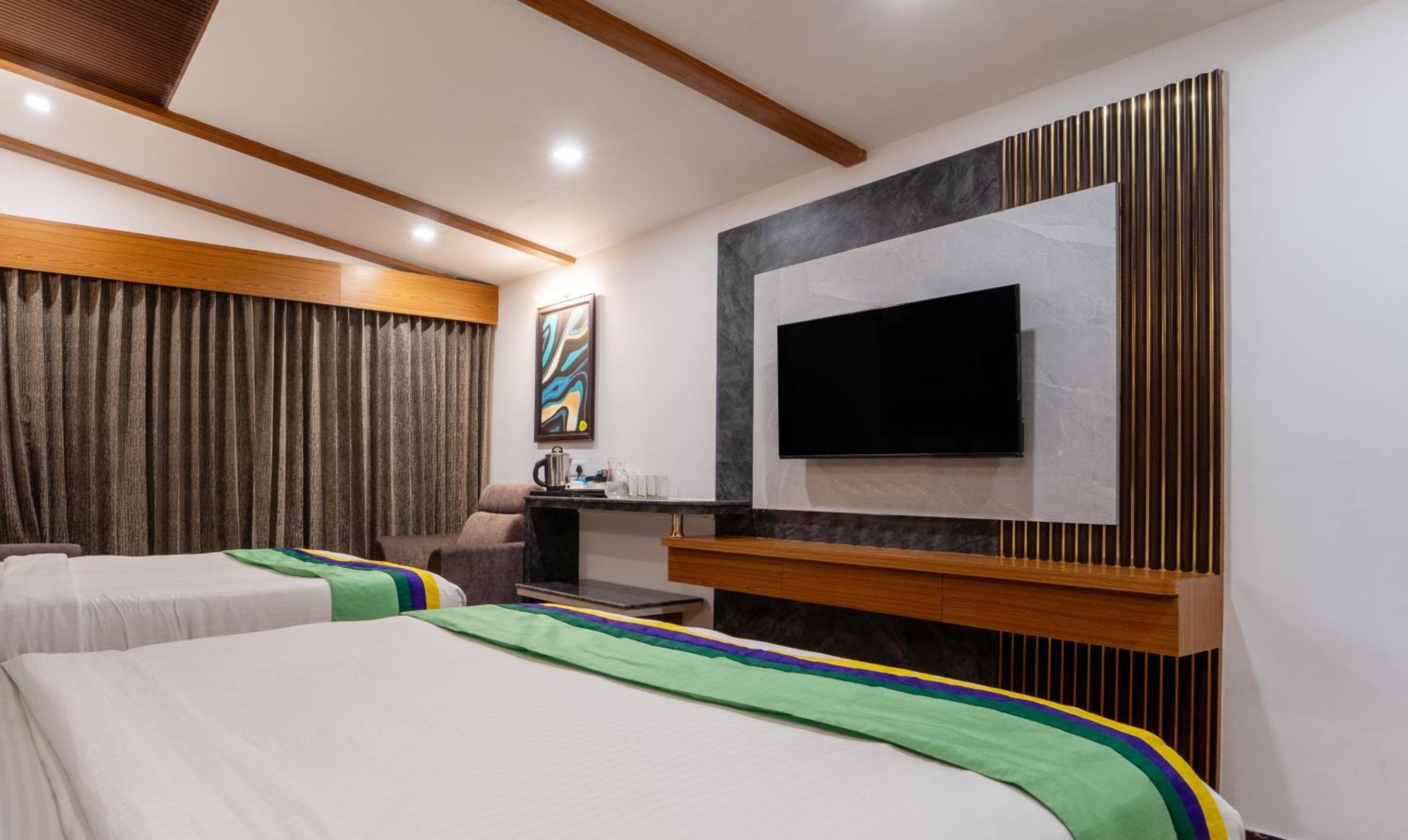 Premium Room With Mountain View photo 3