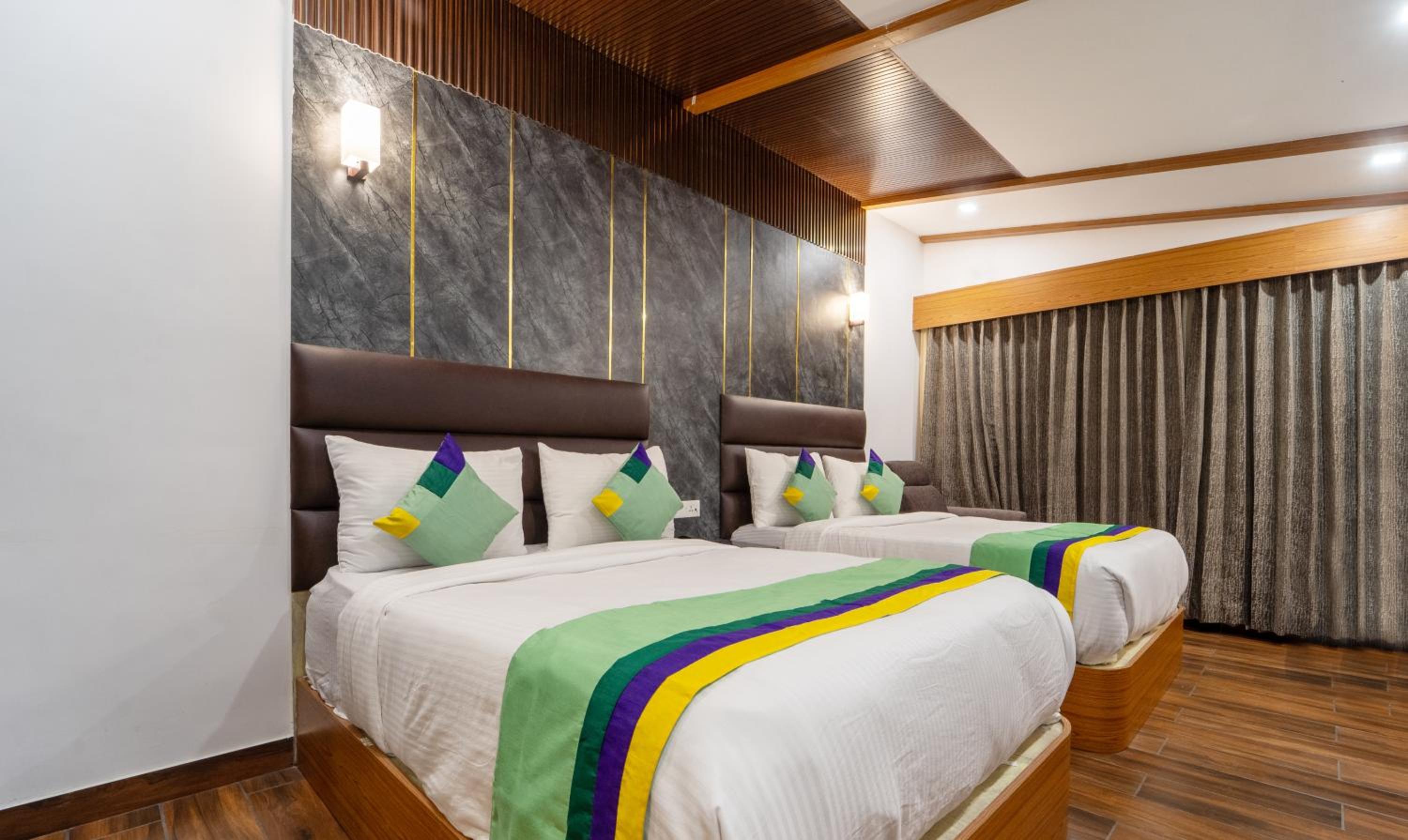 Premium Room With Mountain View photo 2