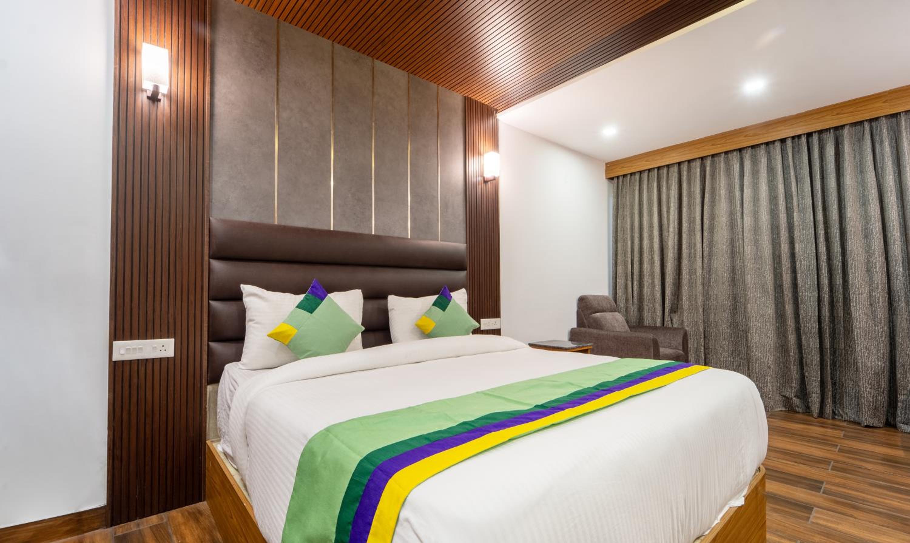 Deluxe Room With Mountain View photo 2