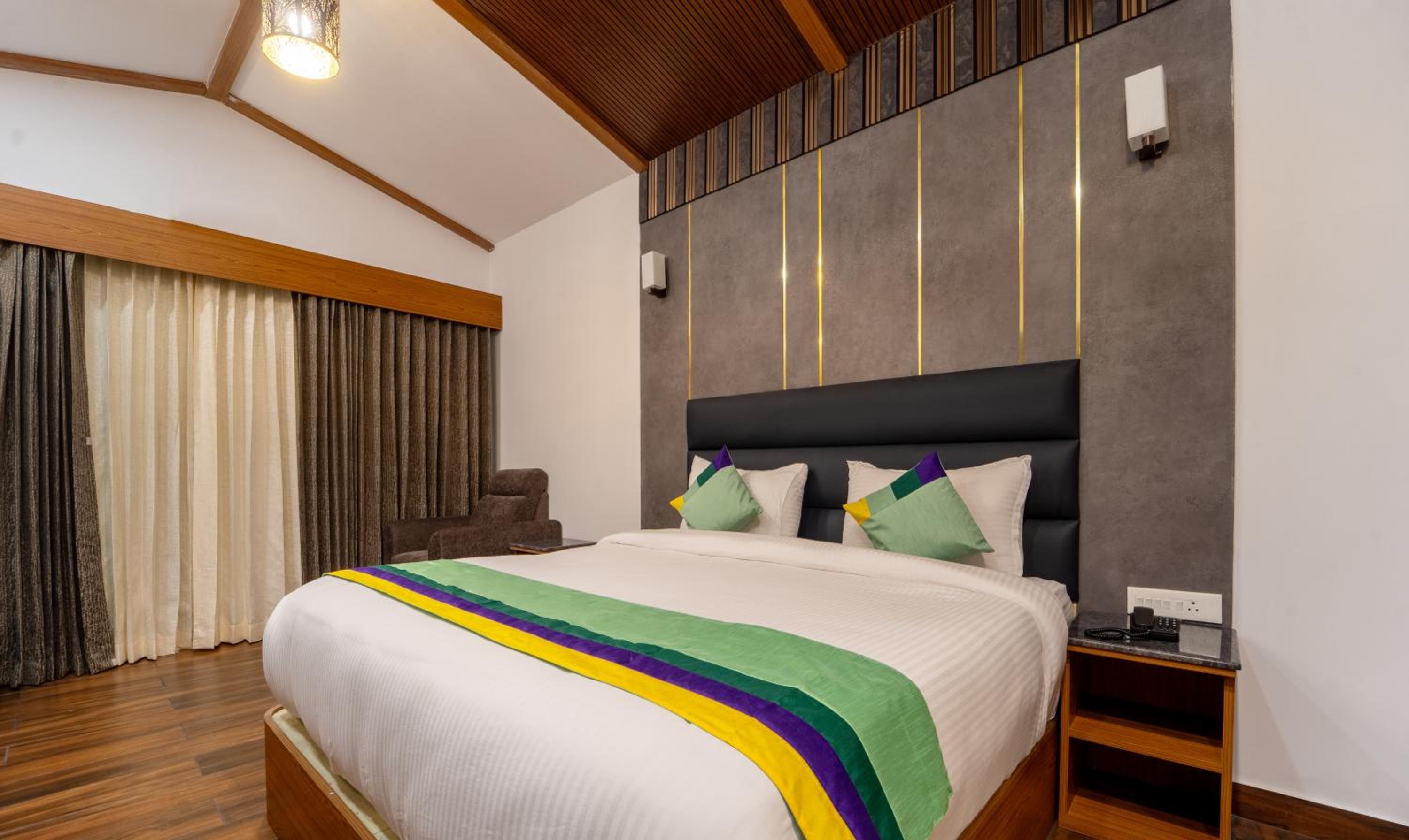Standard Room With Mountain View