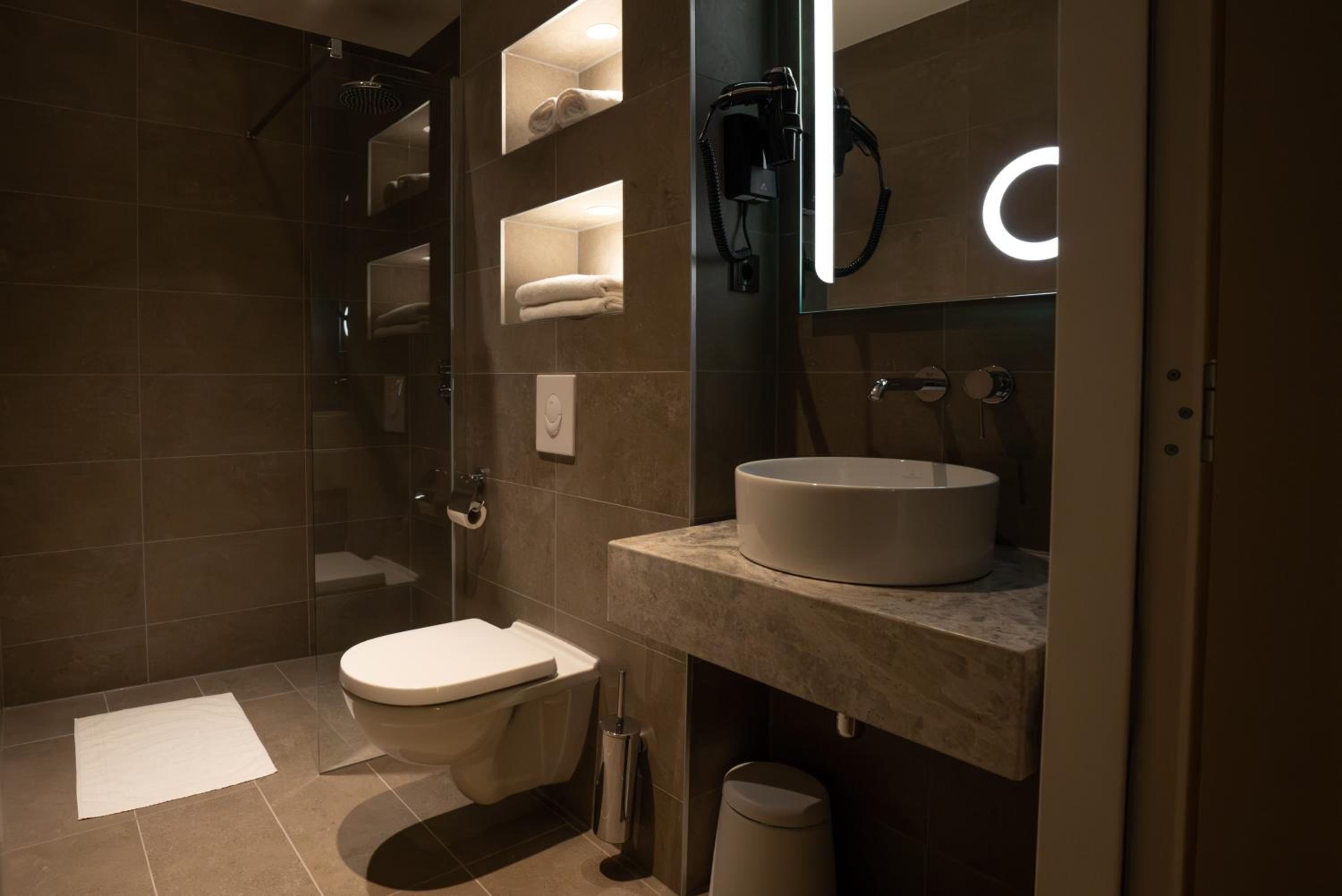 Triple Room - Photo 5