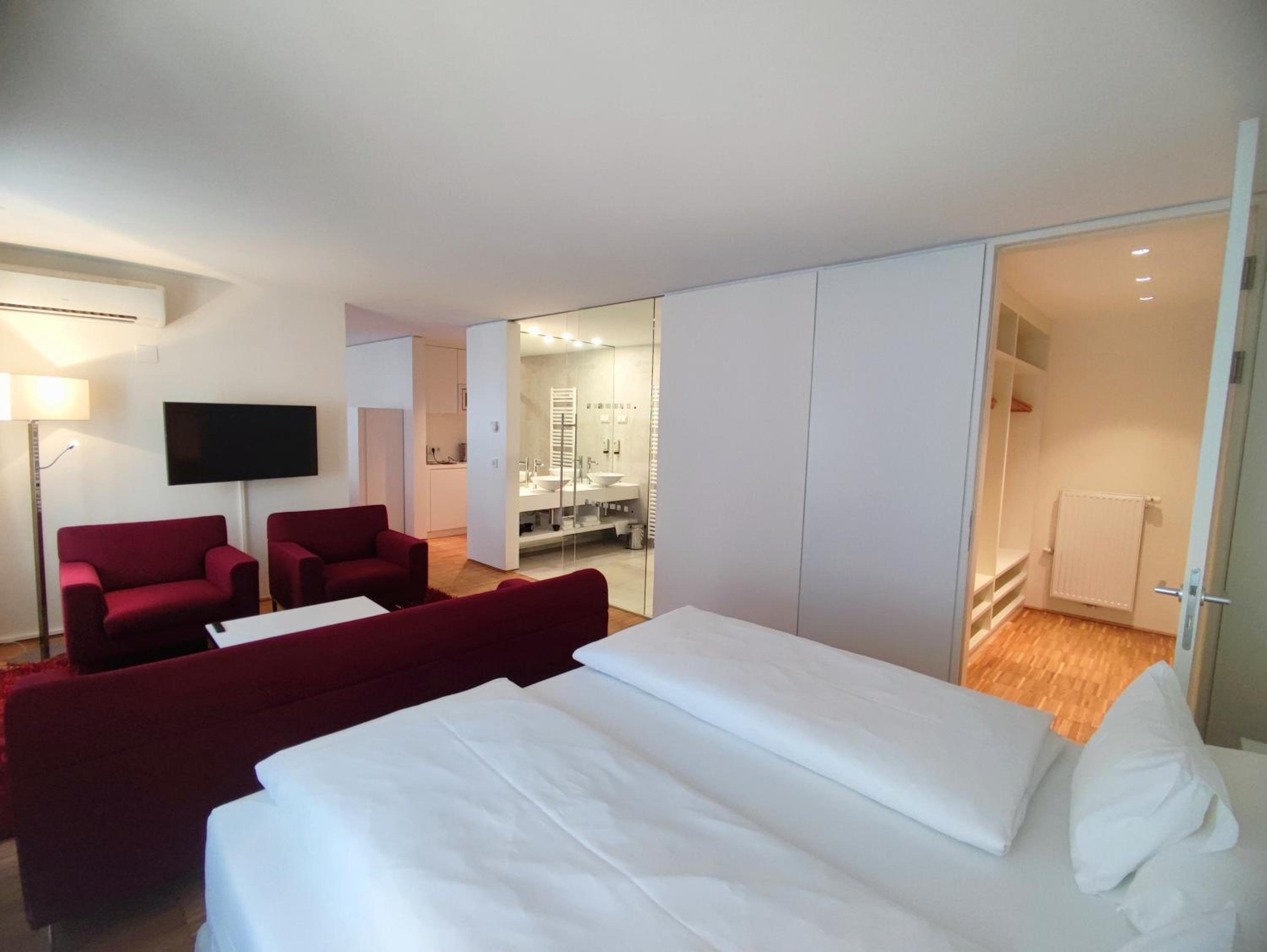 Superior Apartment photo 1
