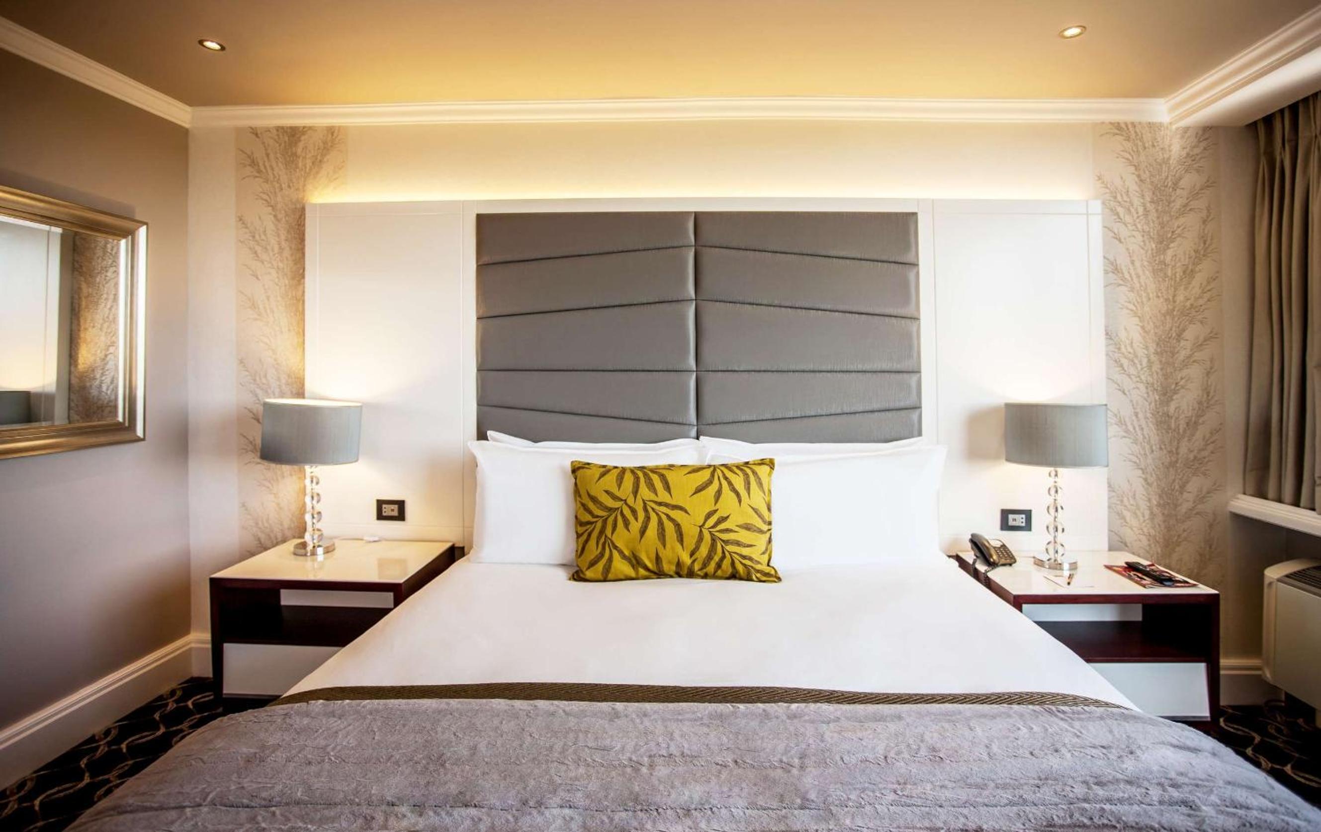 Standard King Room - Photo 1