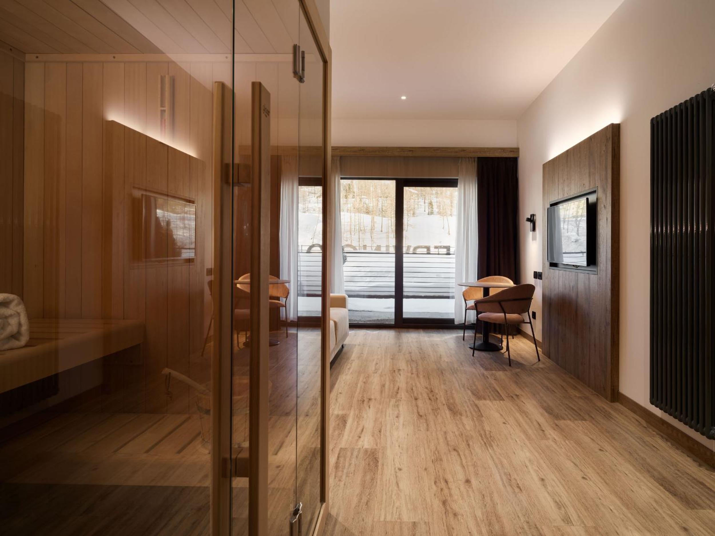 Suite with Sauna photo 3